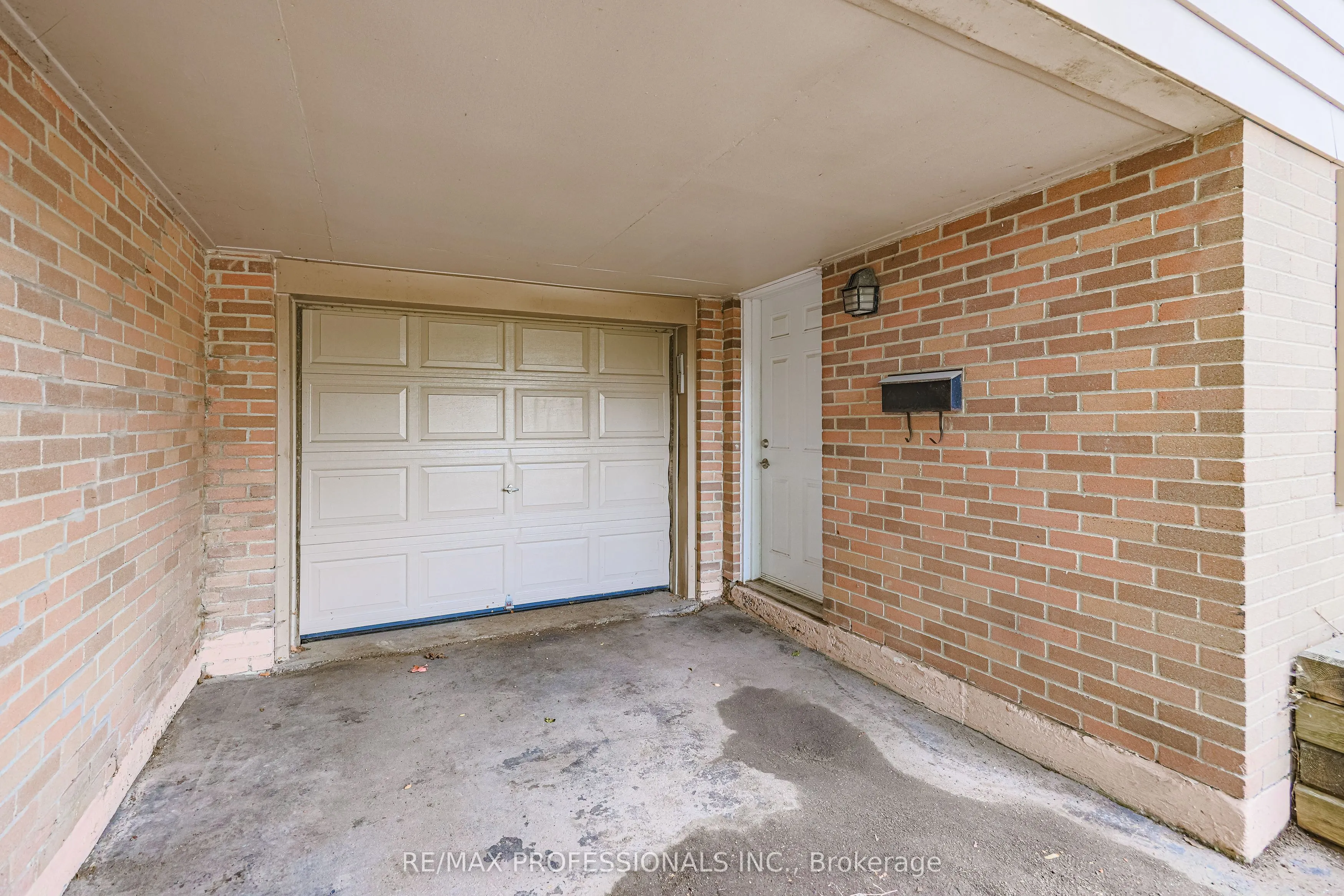9 Donalbain Crescent