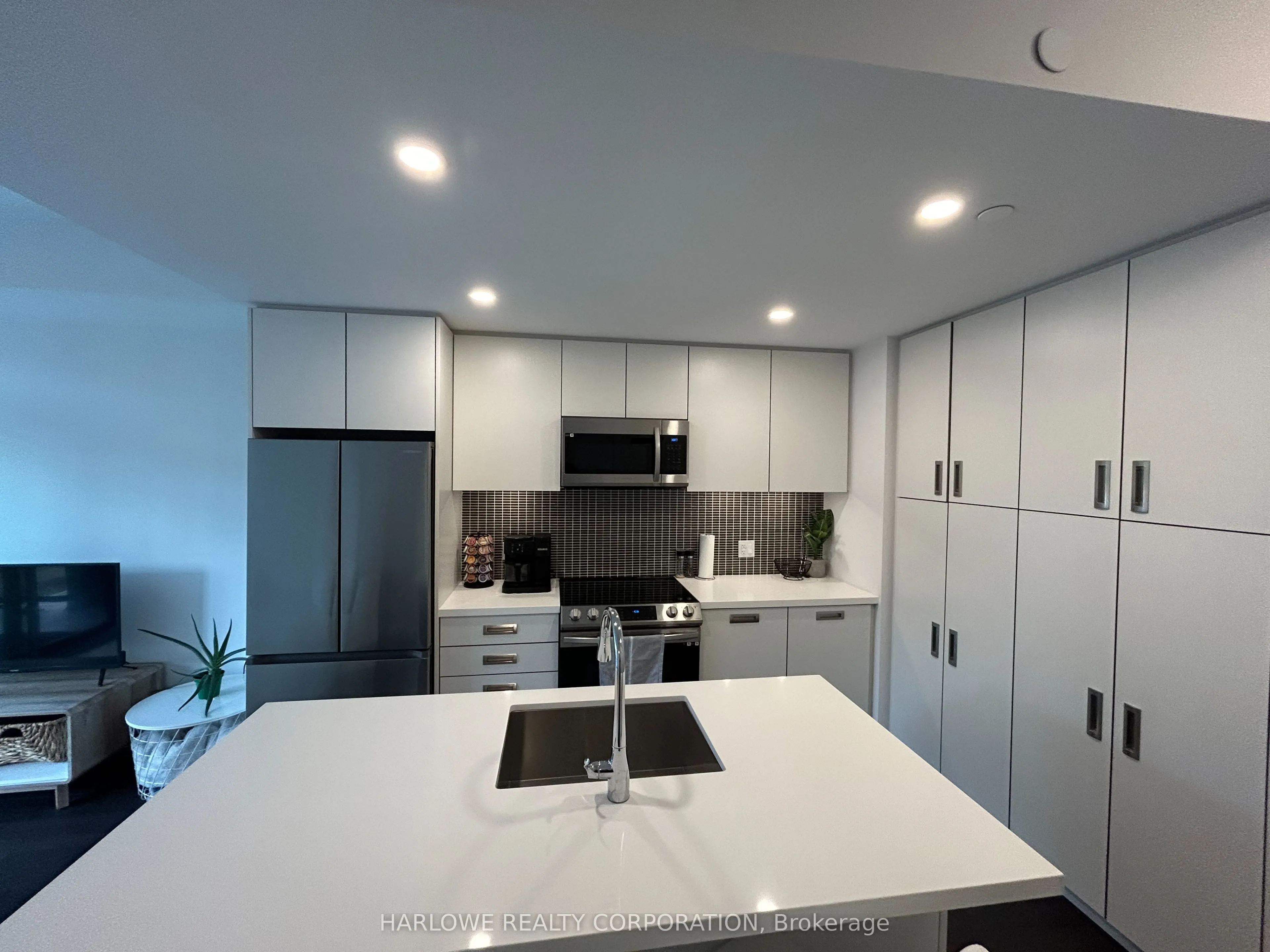 415 Seay Ray Avenue, #249