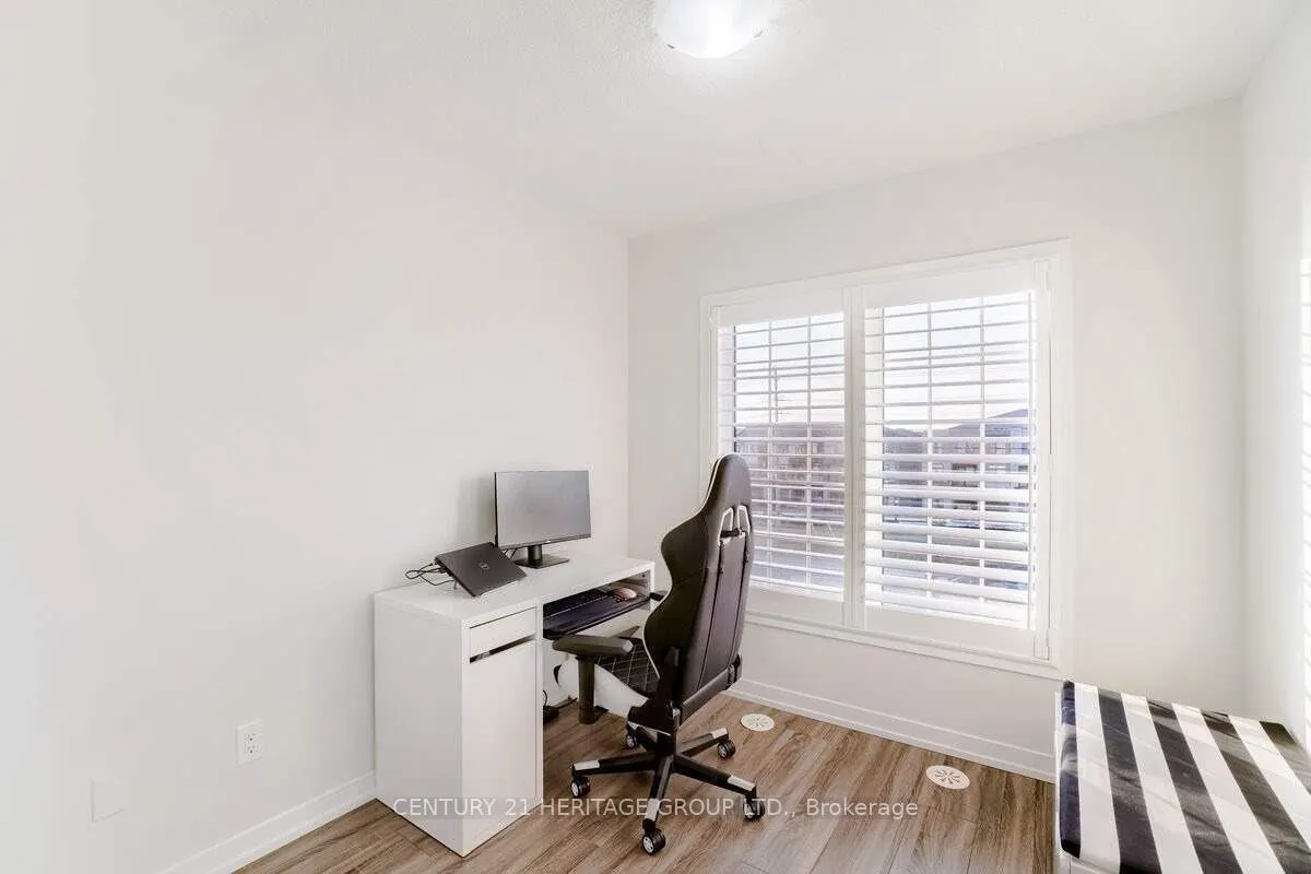 239 Harding Park