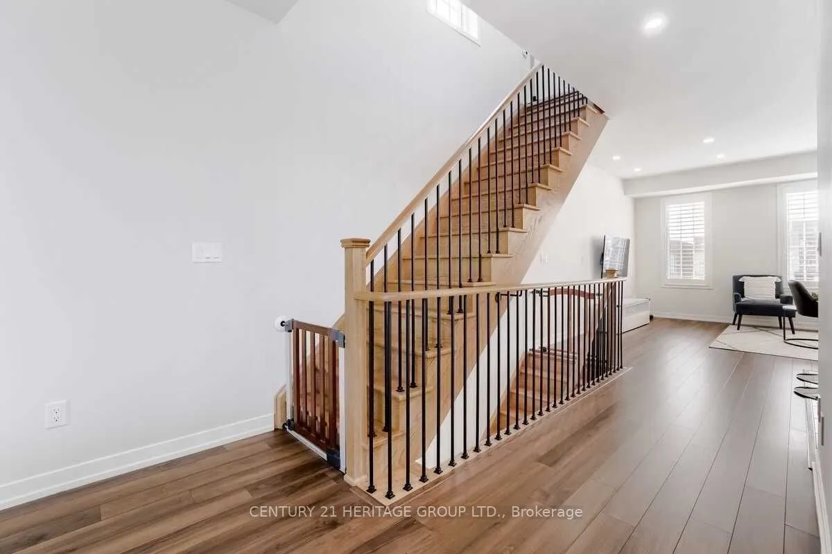 239 Harding Park