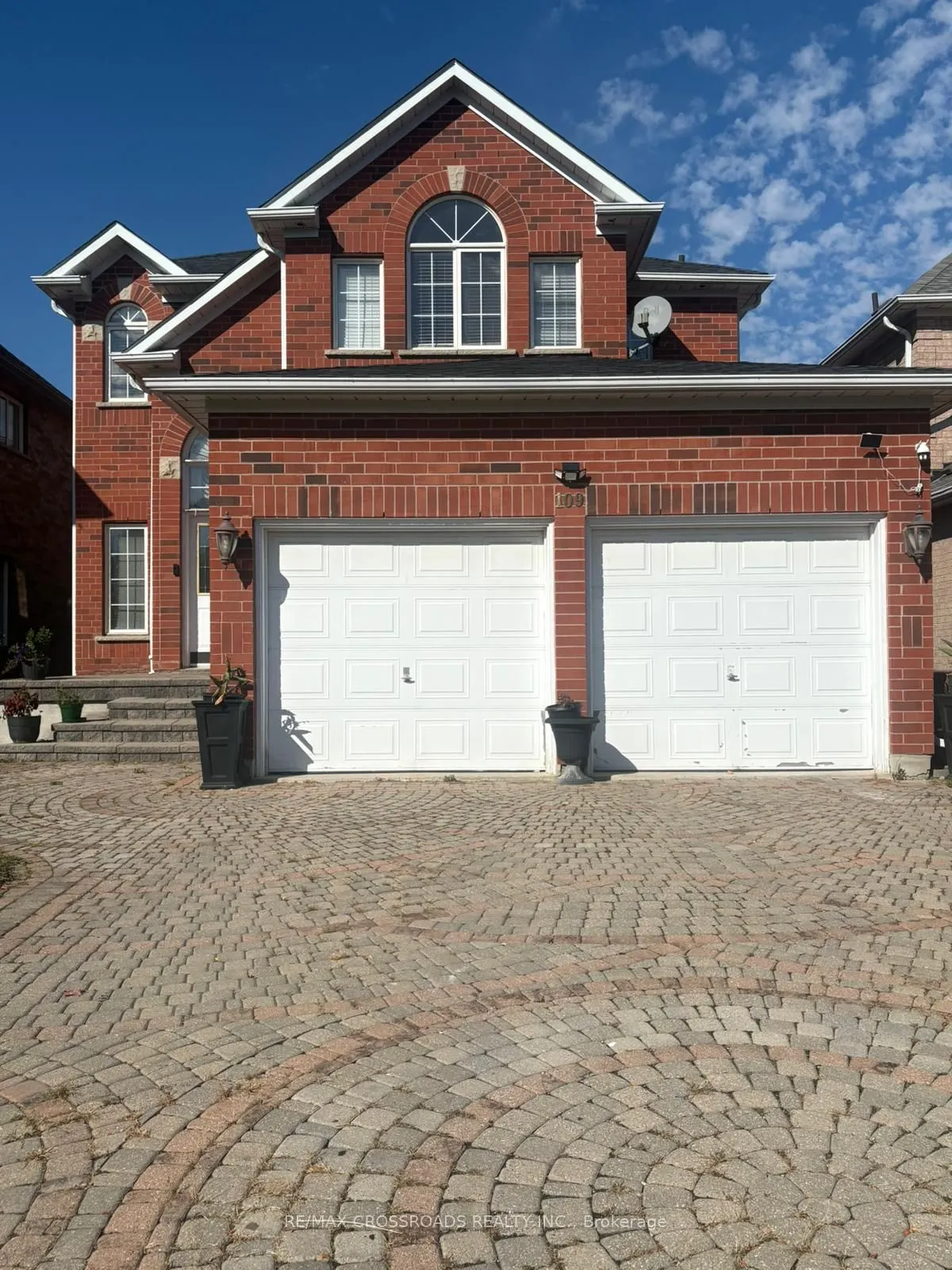 109 Hollybush Drive
