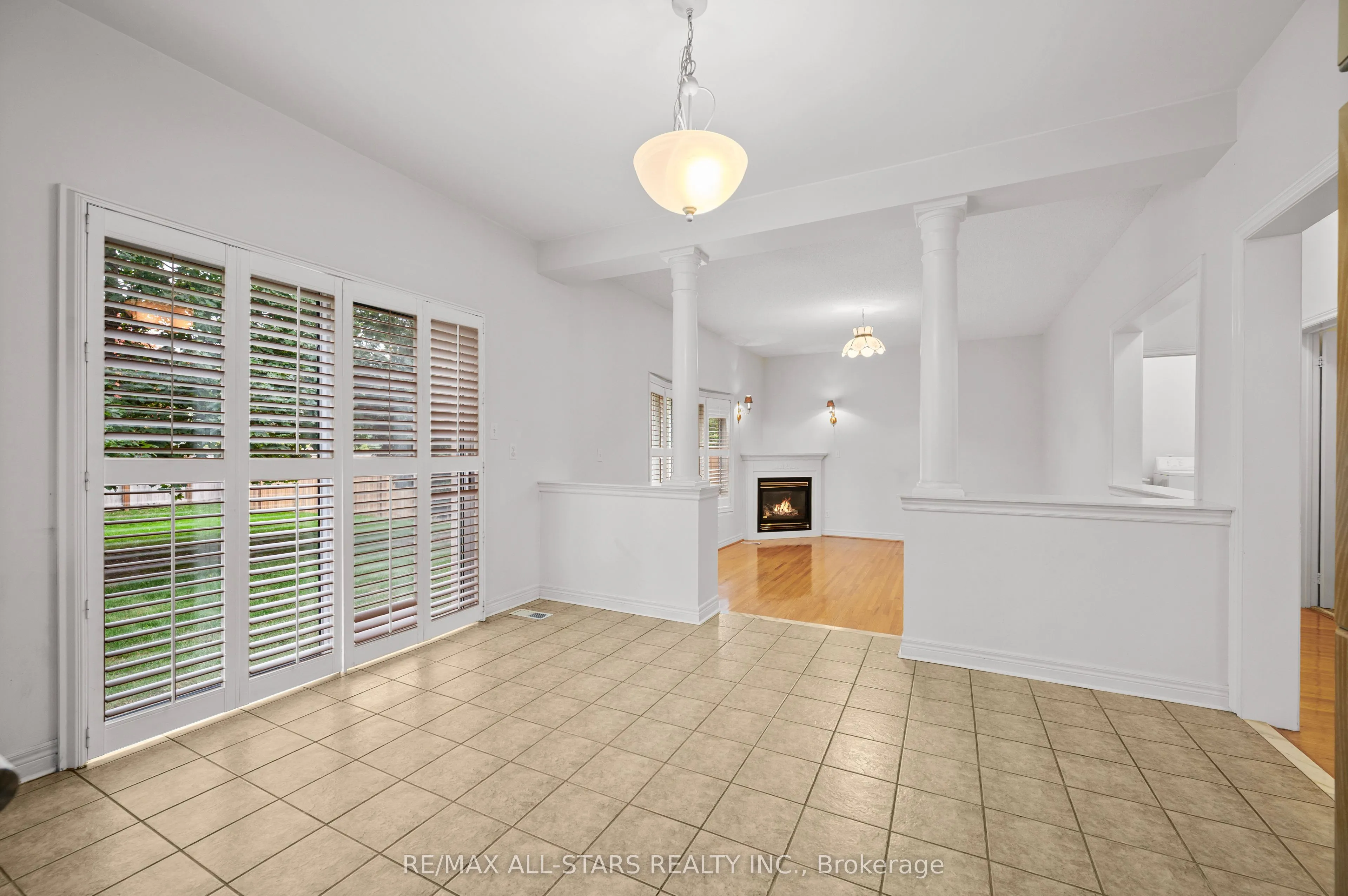 9 Wood Thrush Avenue