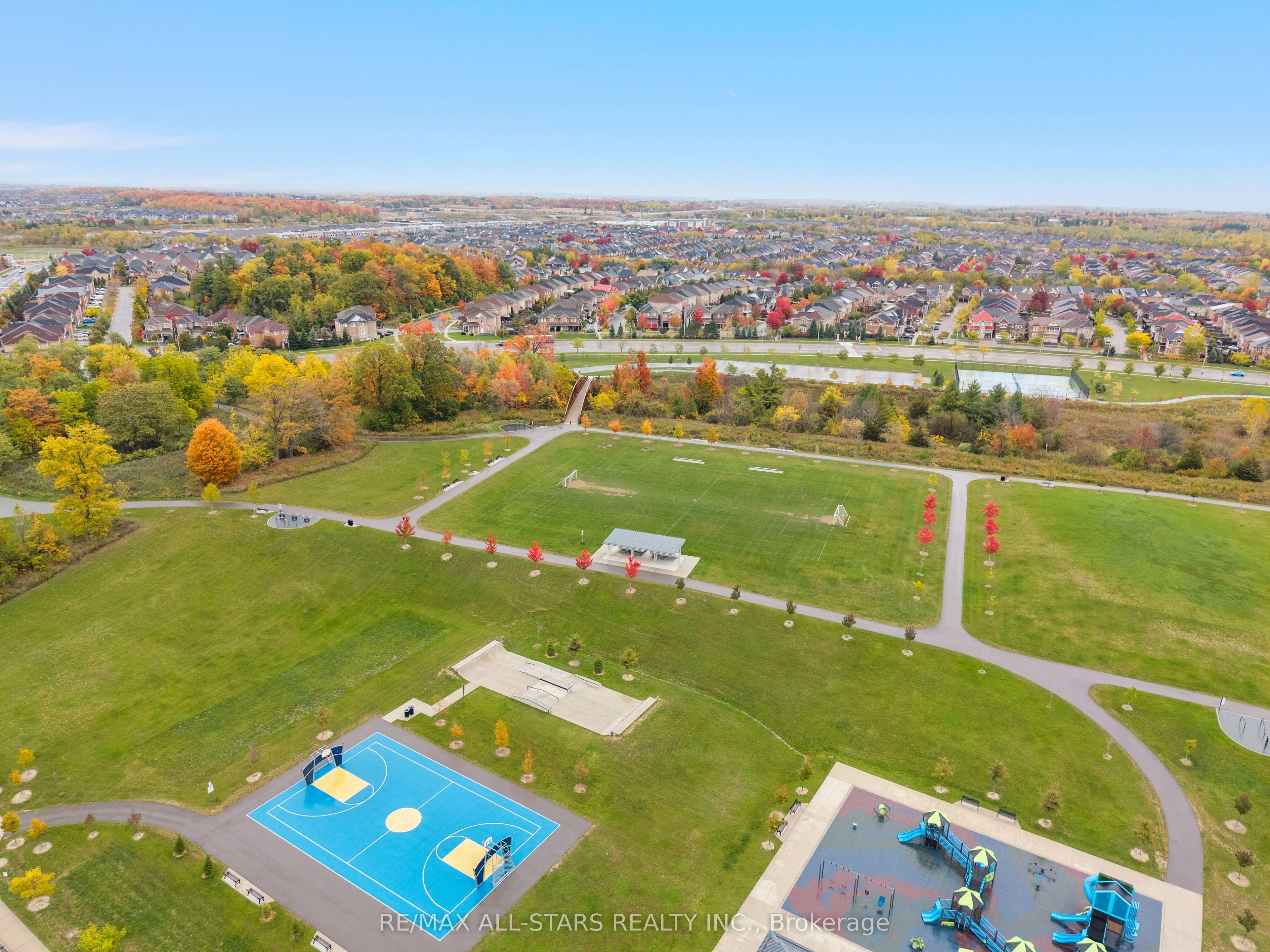 9 Wood Thrush Avenue