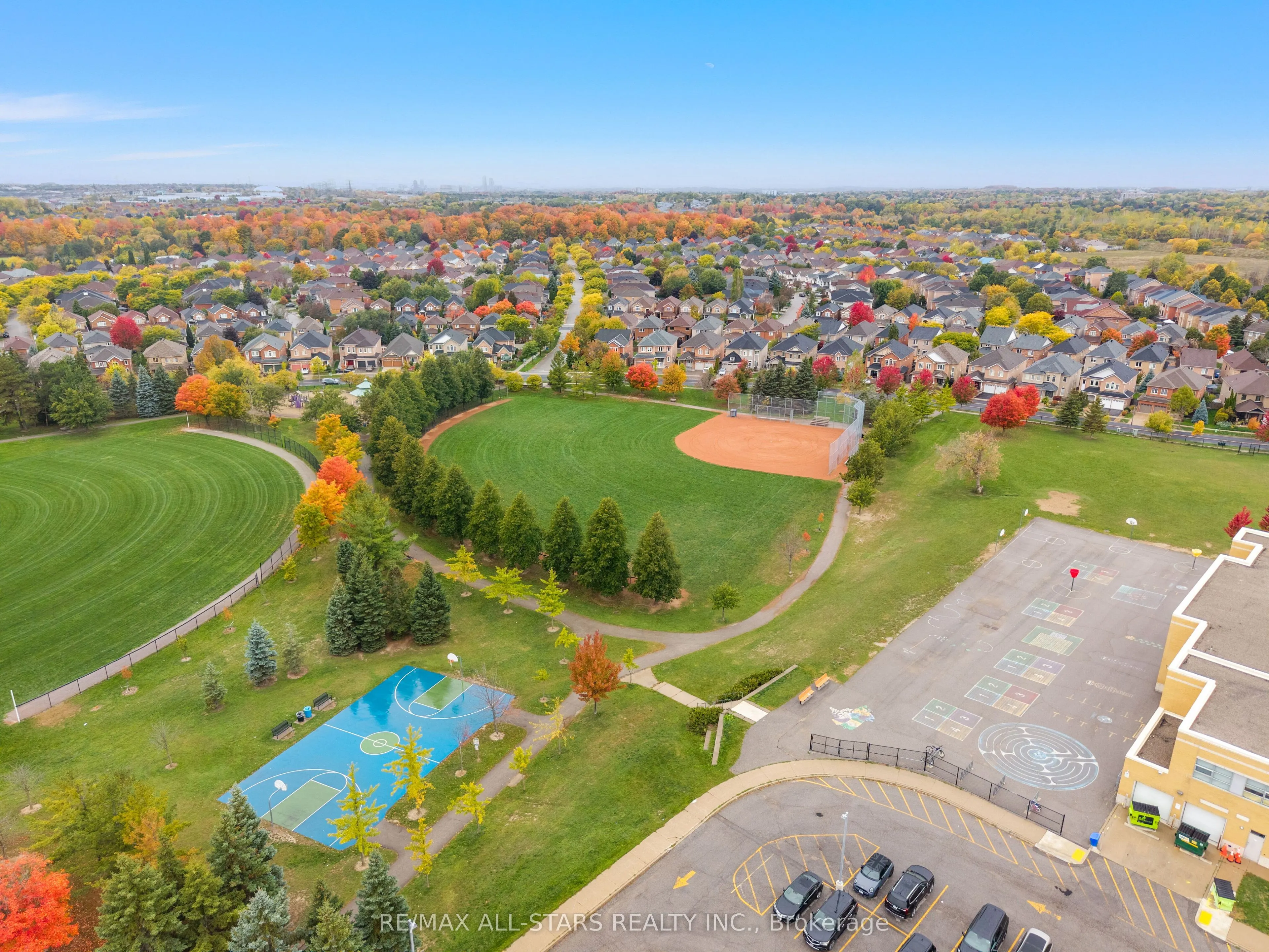 9 Wood Thrush Avenue
