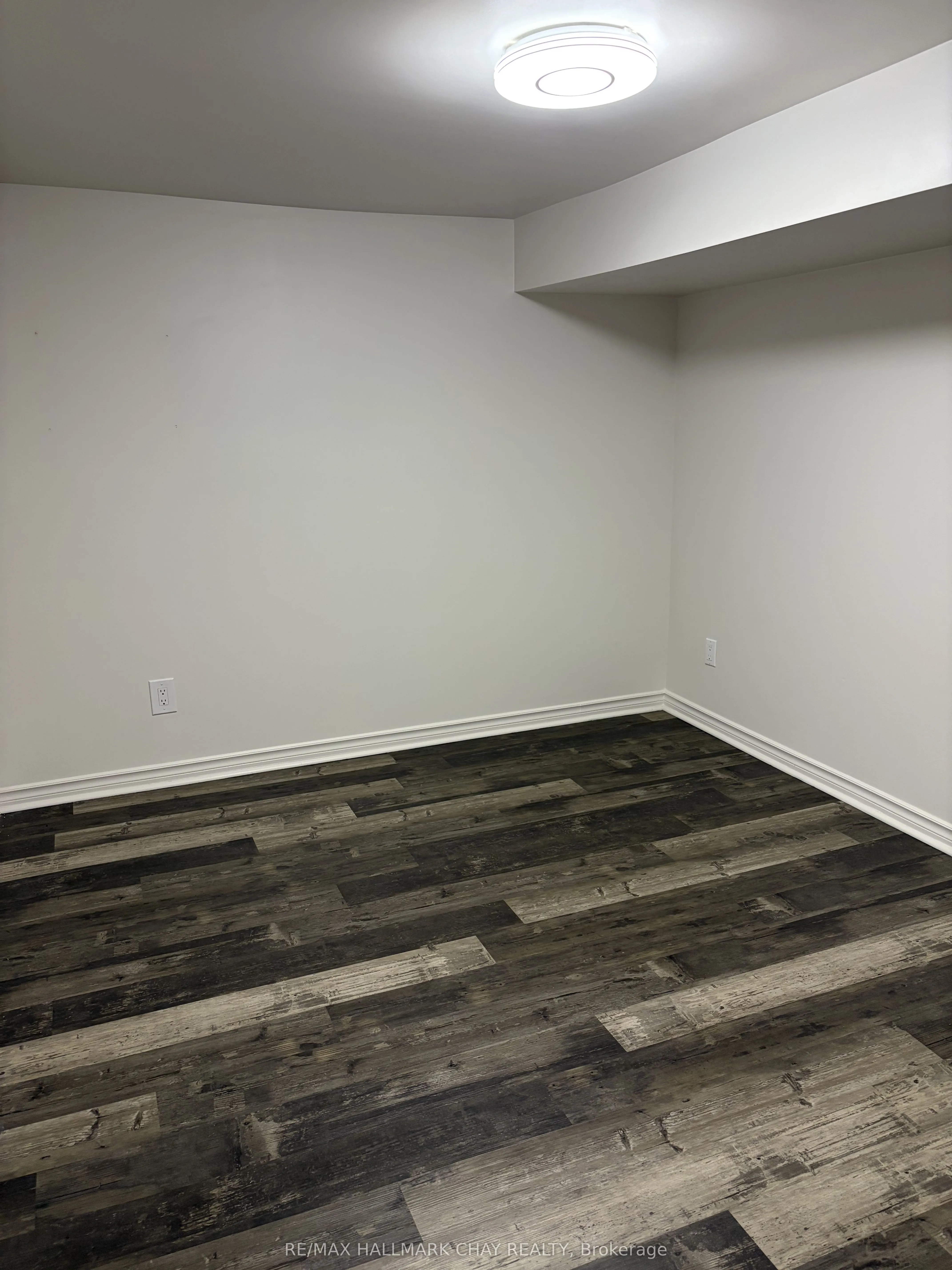 10 Oak Street, #Lower Unit
