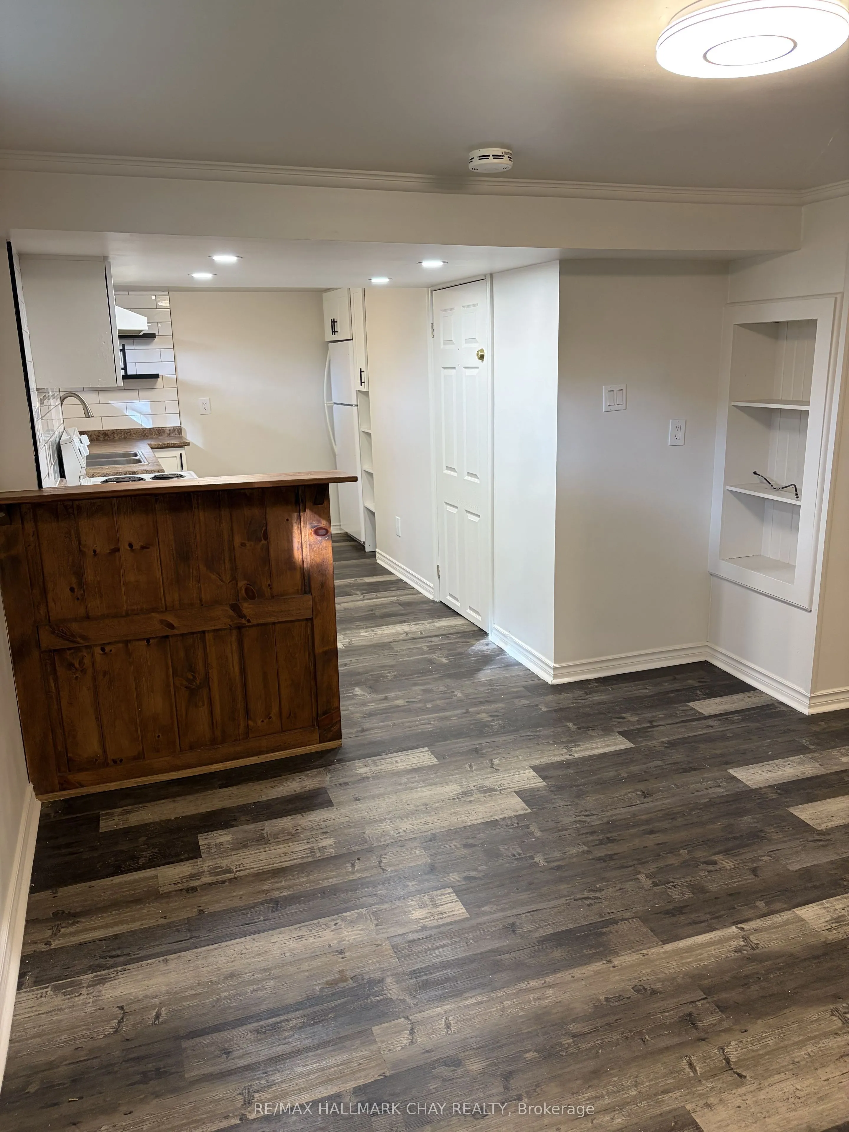10 Oak Street, #Lower Unit