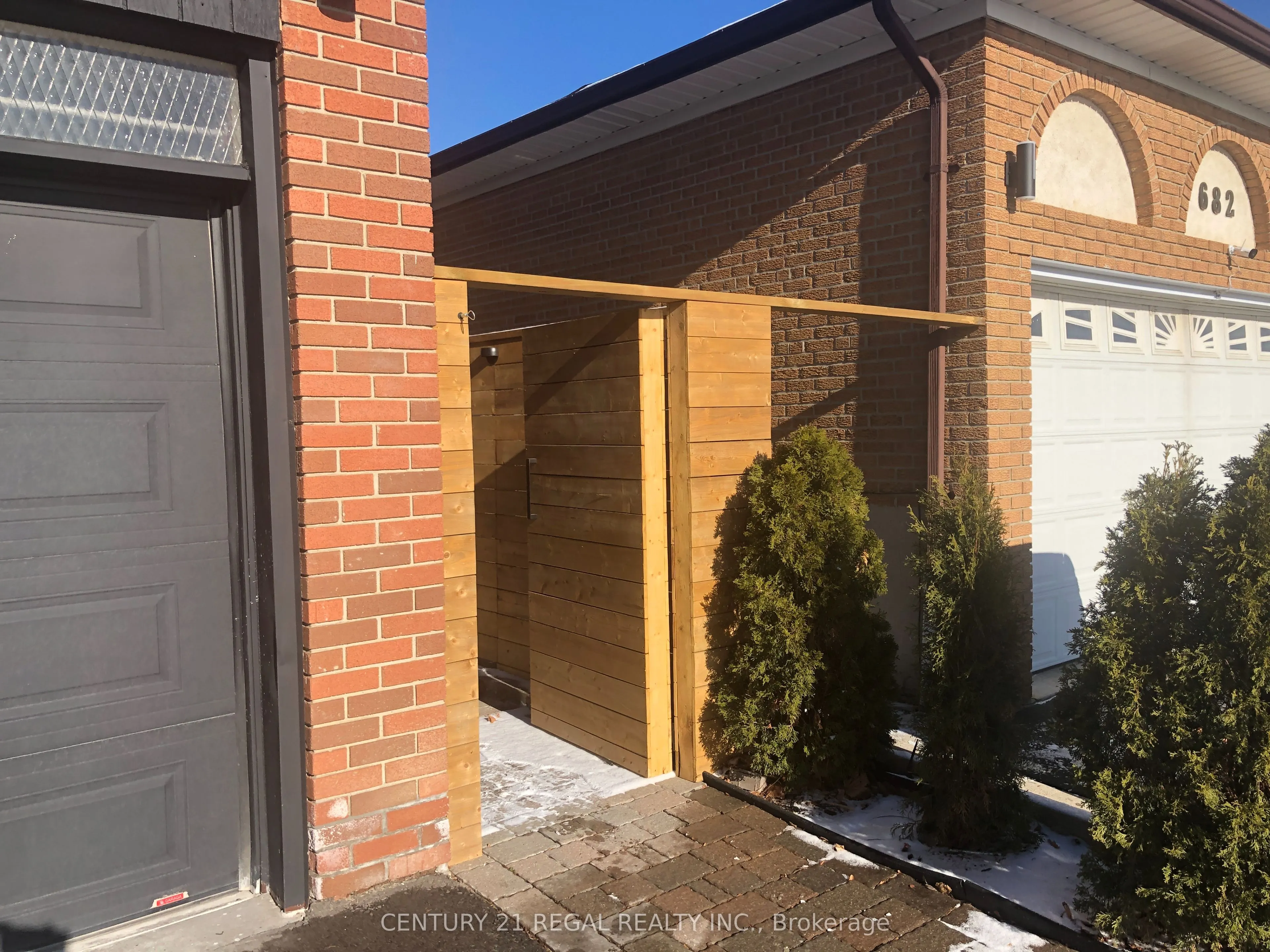 686 Woodbridge Avenue, #Bsmt