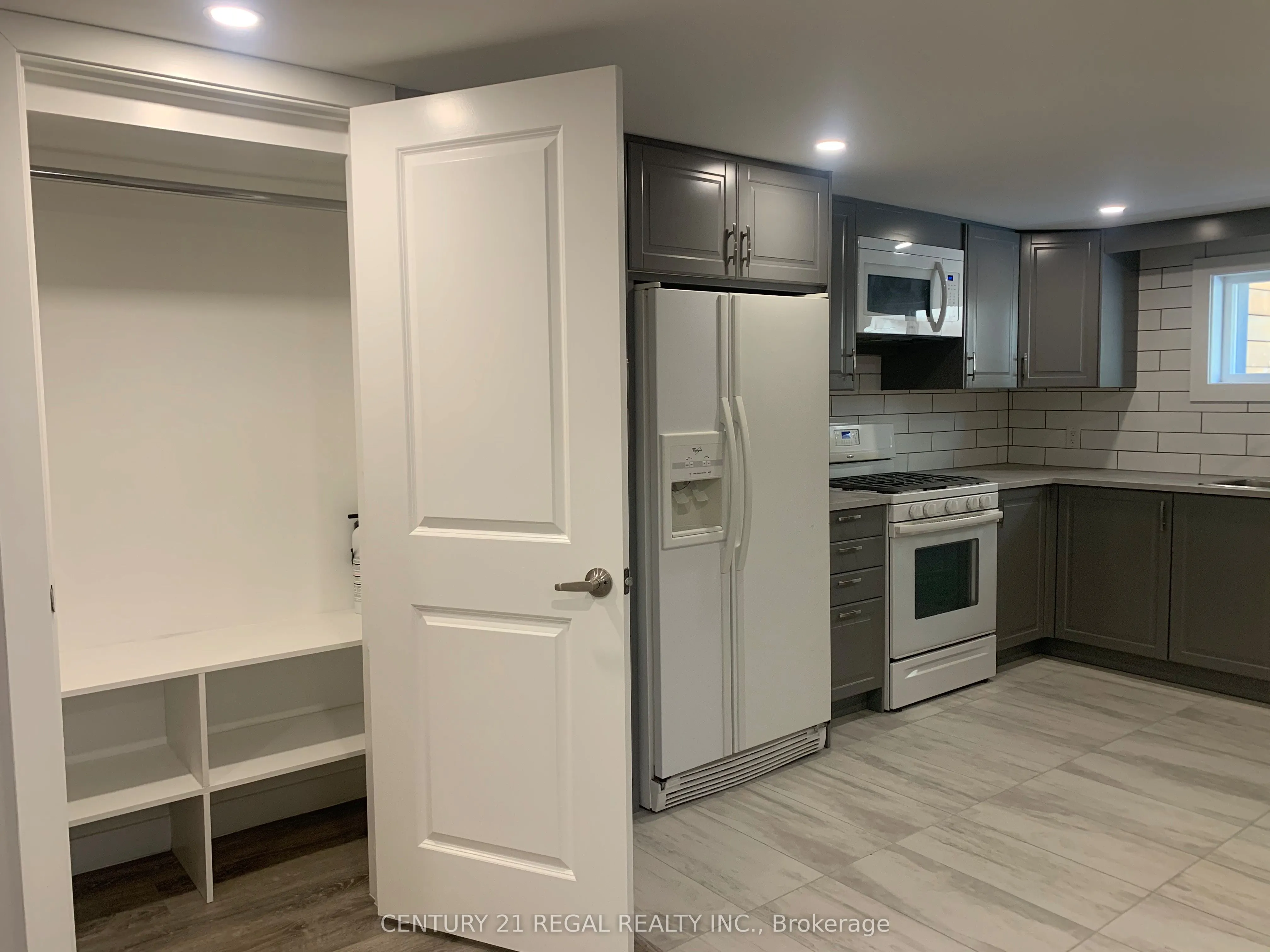 686 Woodbridge Avenue, #Bsmt