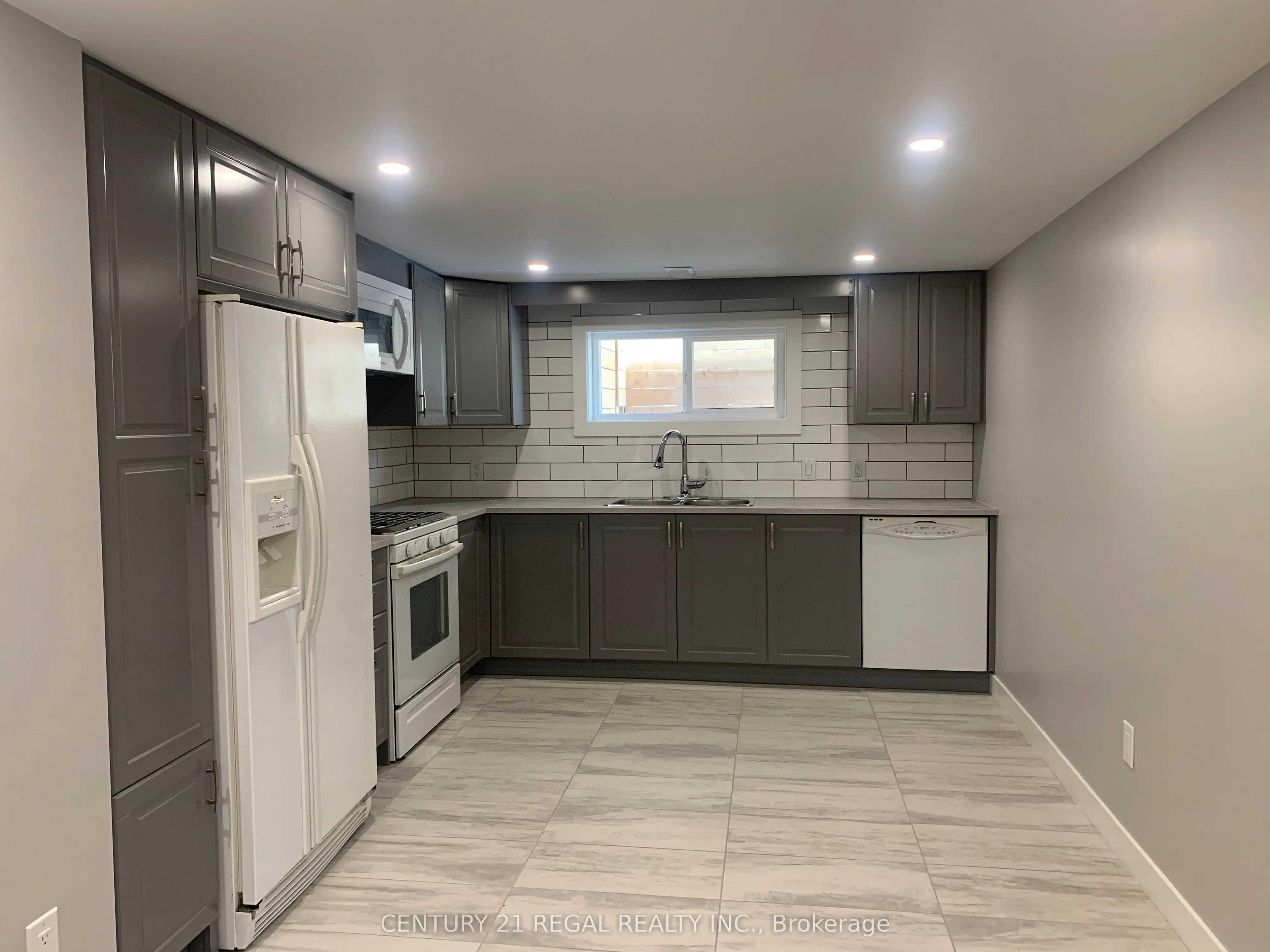 686 Woodbridge Avenue, #Bsmt