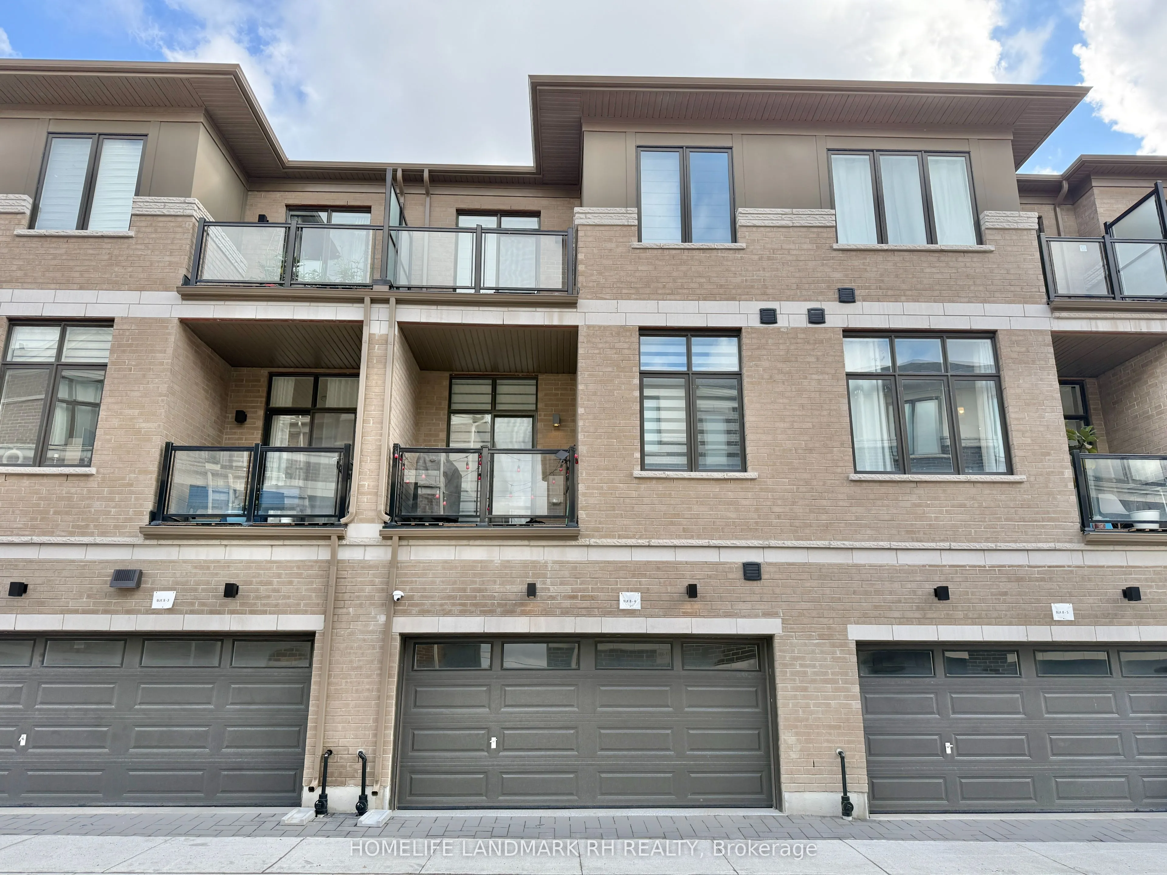 6 KAHSHE Lane
