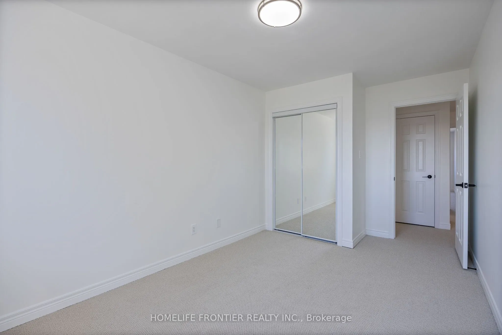 21 Lancaster Court