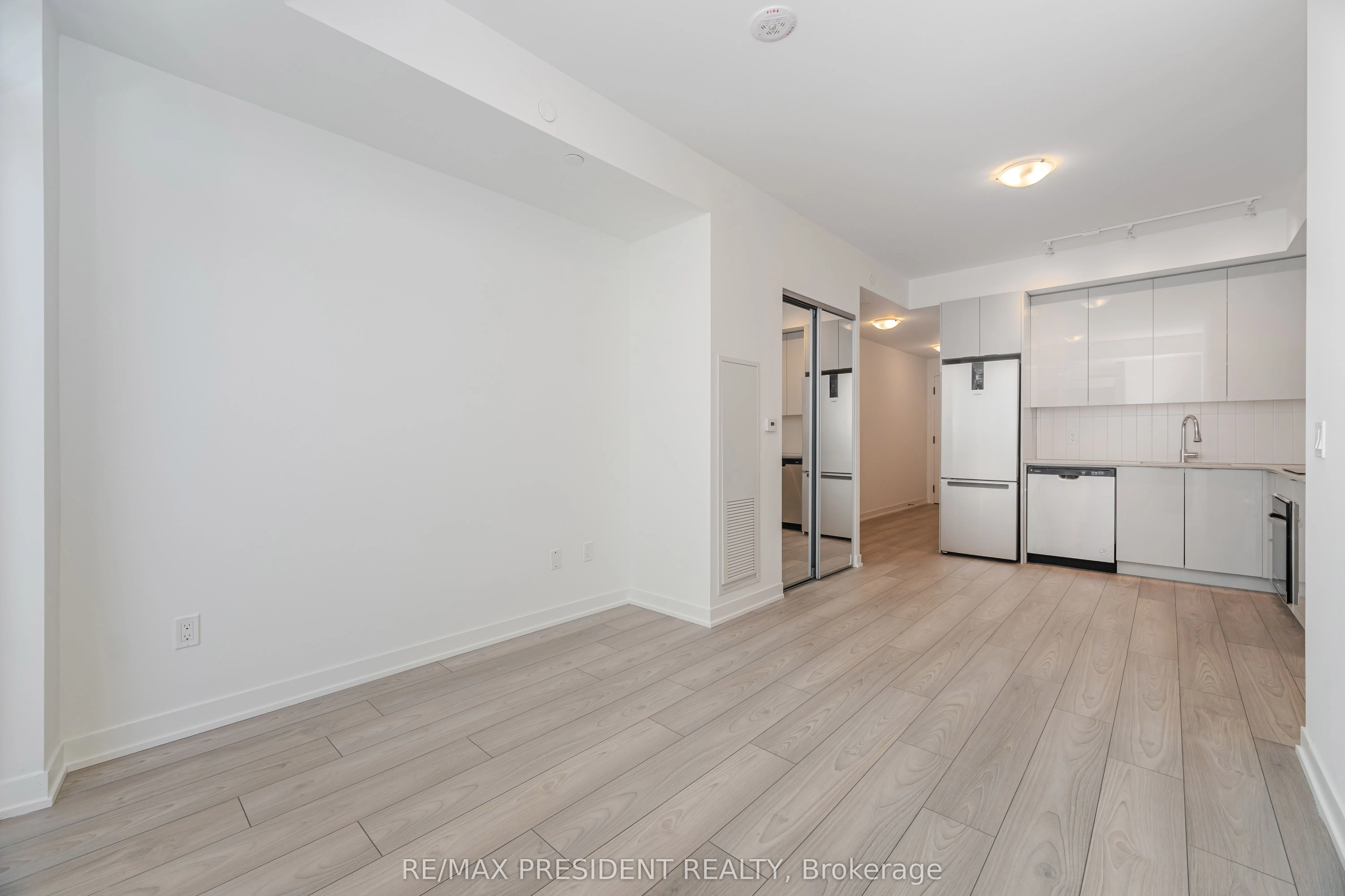 474 CALDARI Road, #501
