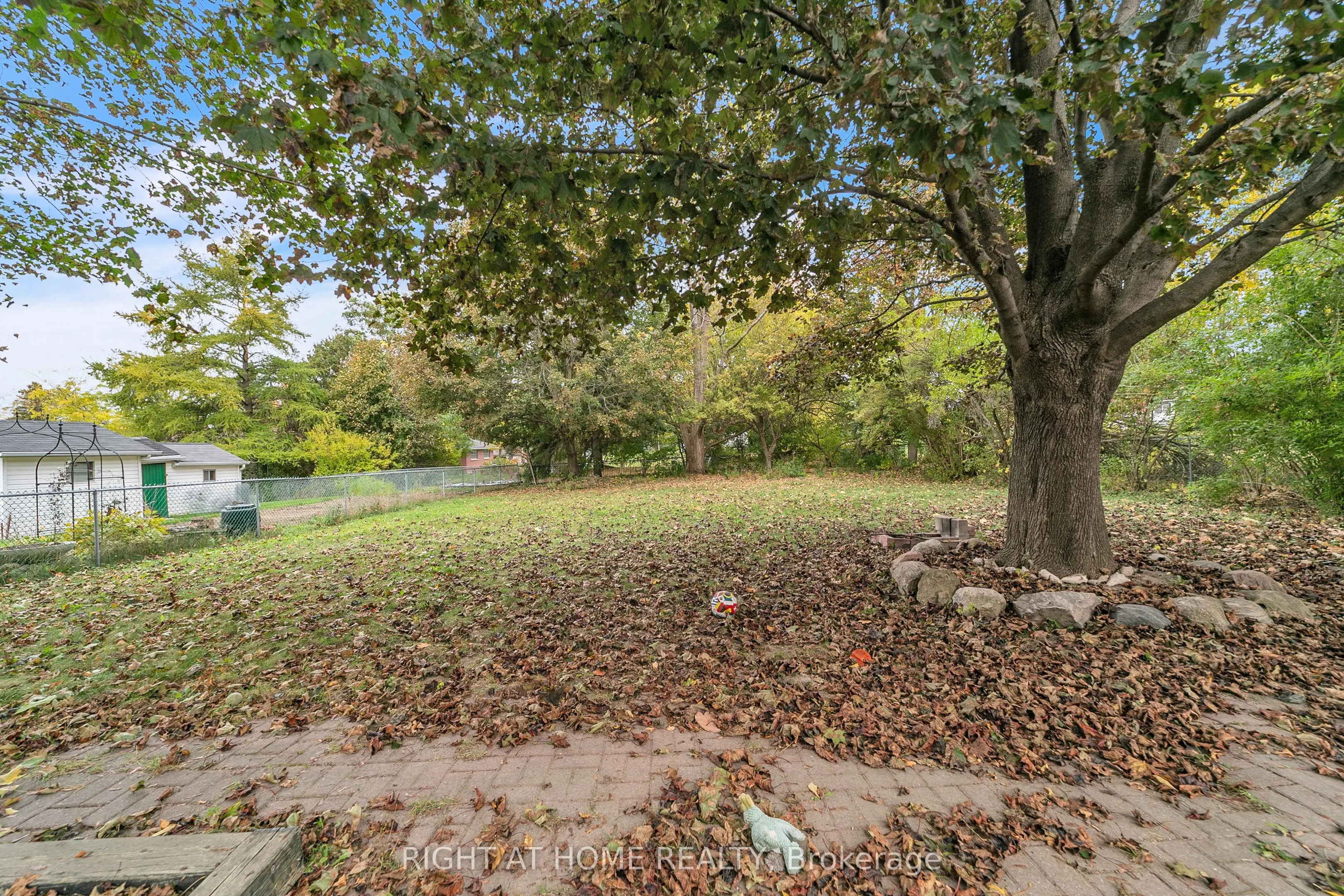 1015 Davis Drive