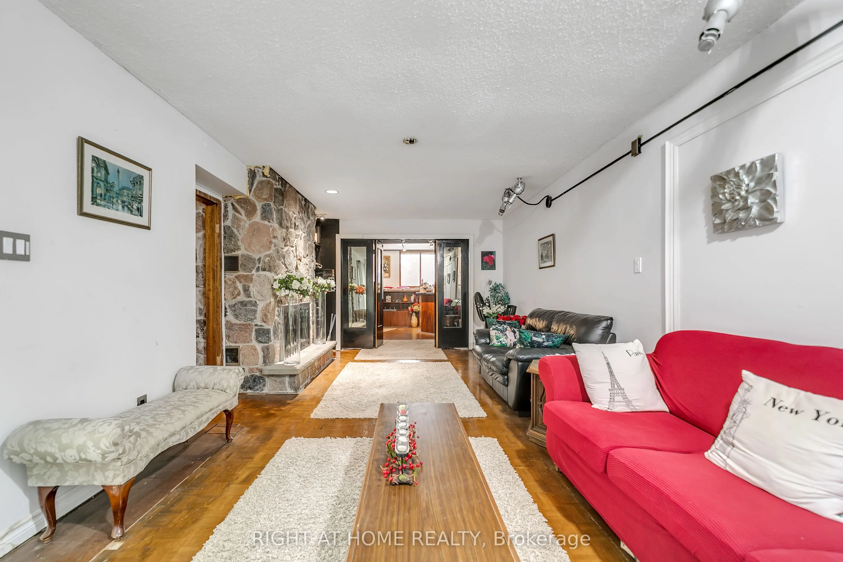 1015 Davis Drive