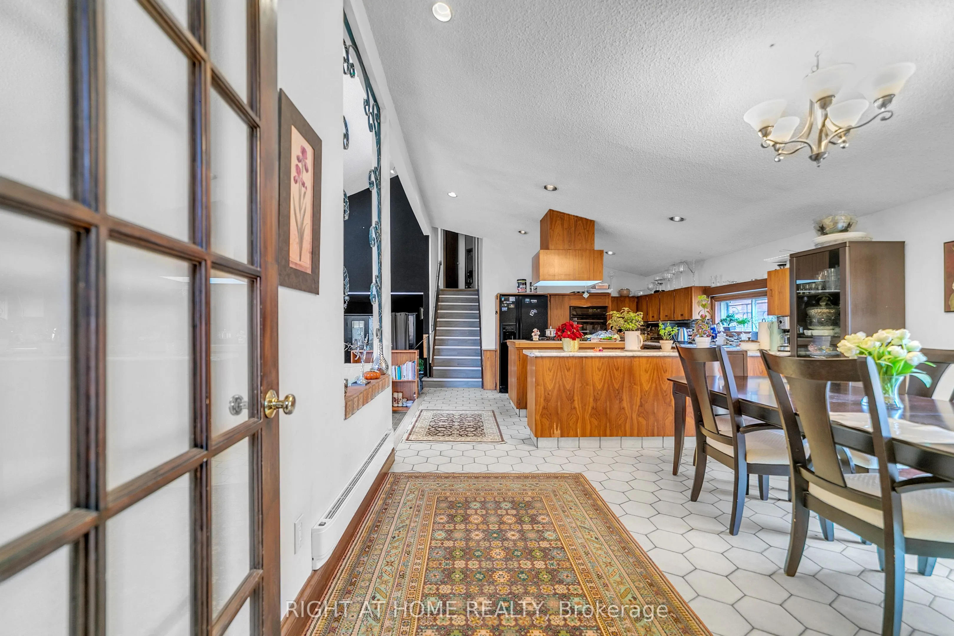 1015 Davis Drive
