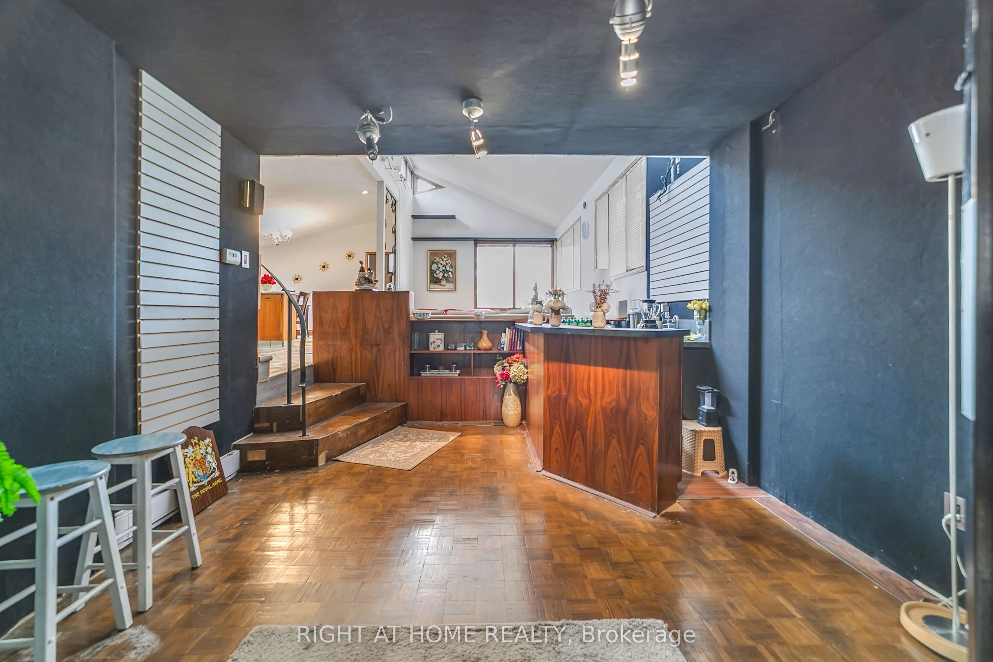 1015 Davis Drive