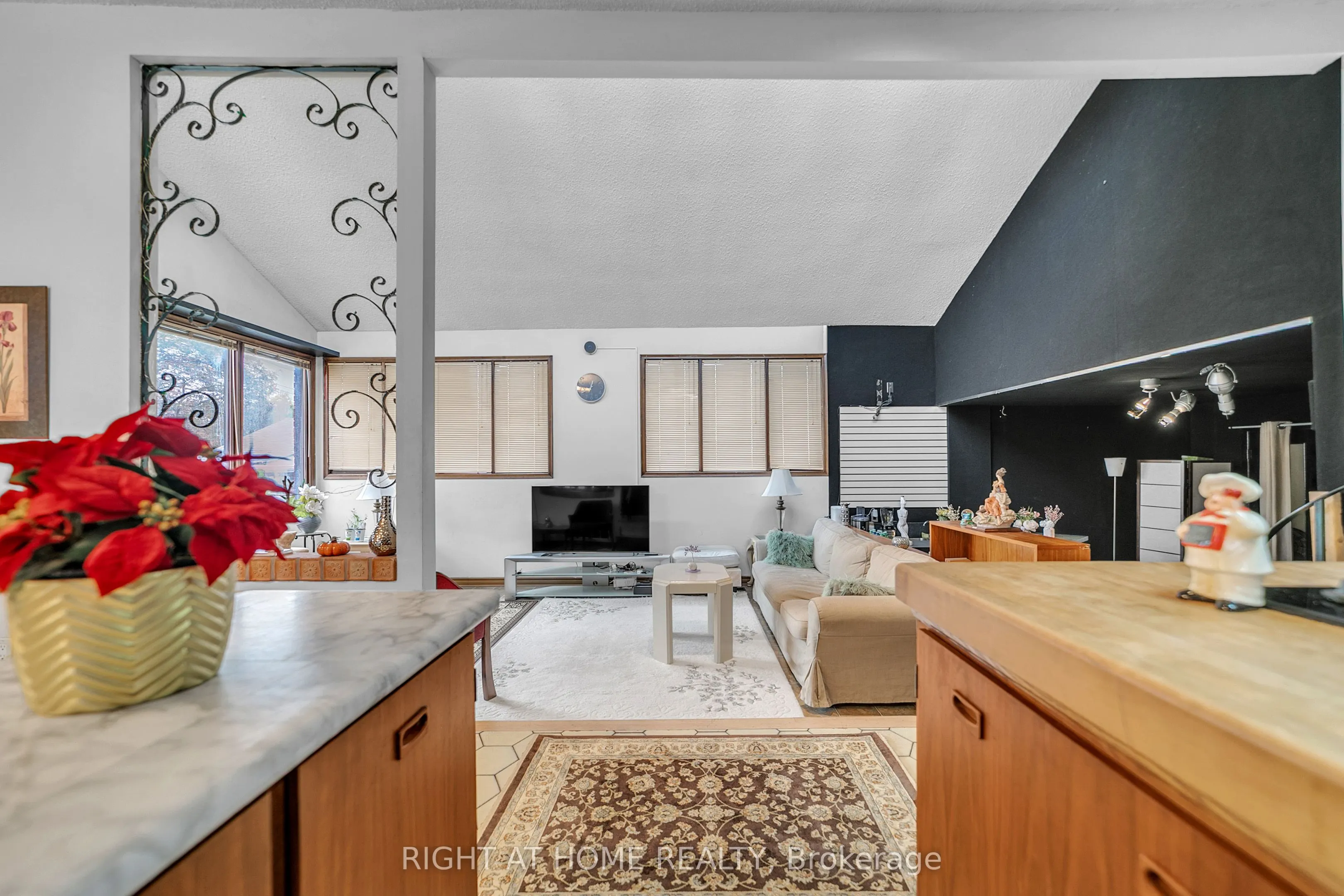 1015 Davis Drive