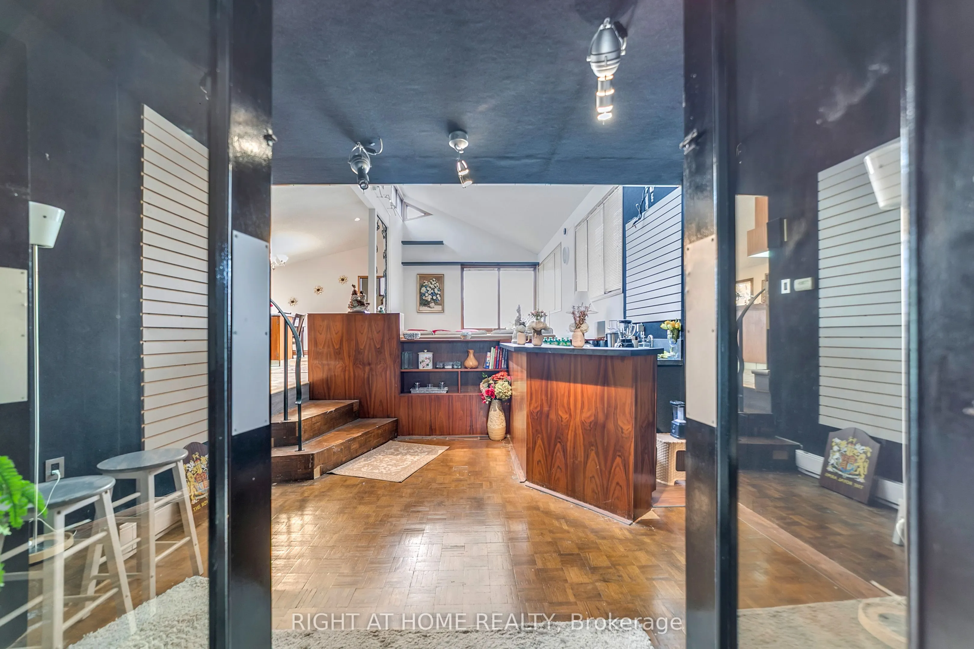 1015 Davis Drive