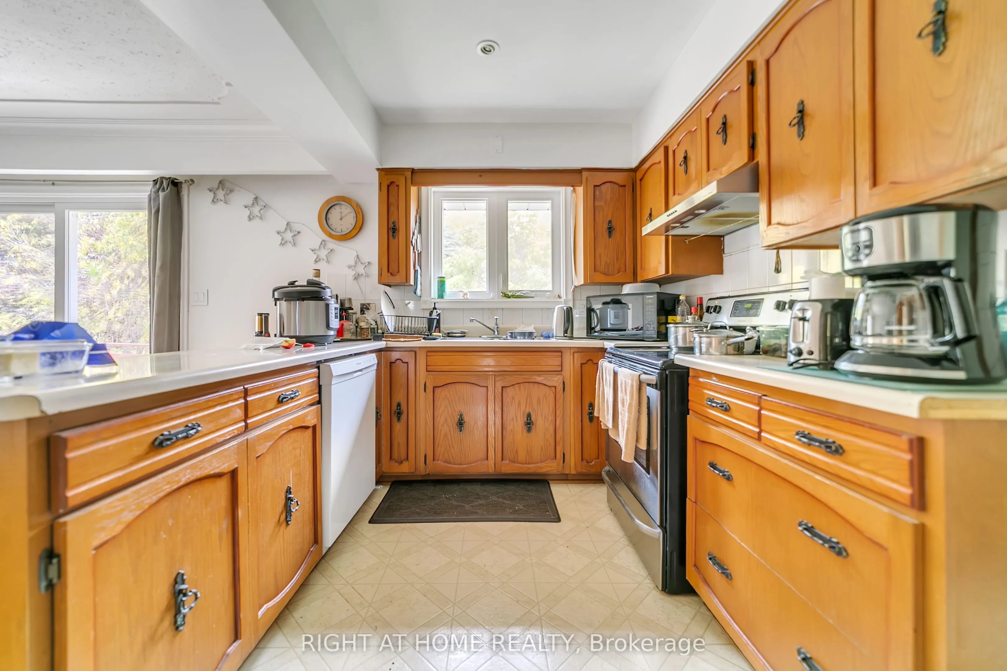 1025 Davis Drive