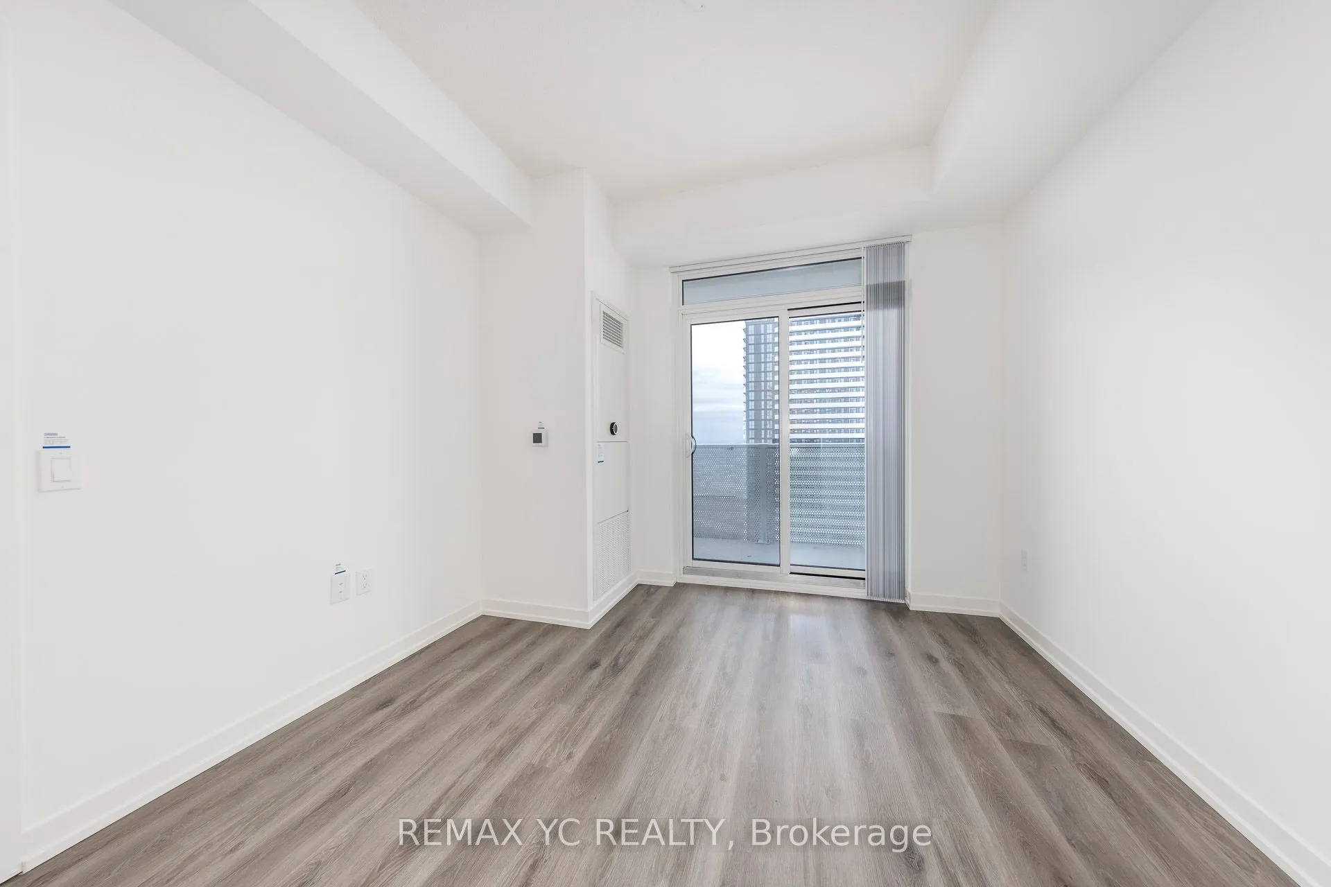 28 Interchange Way, #3915