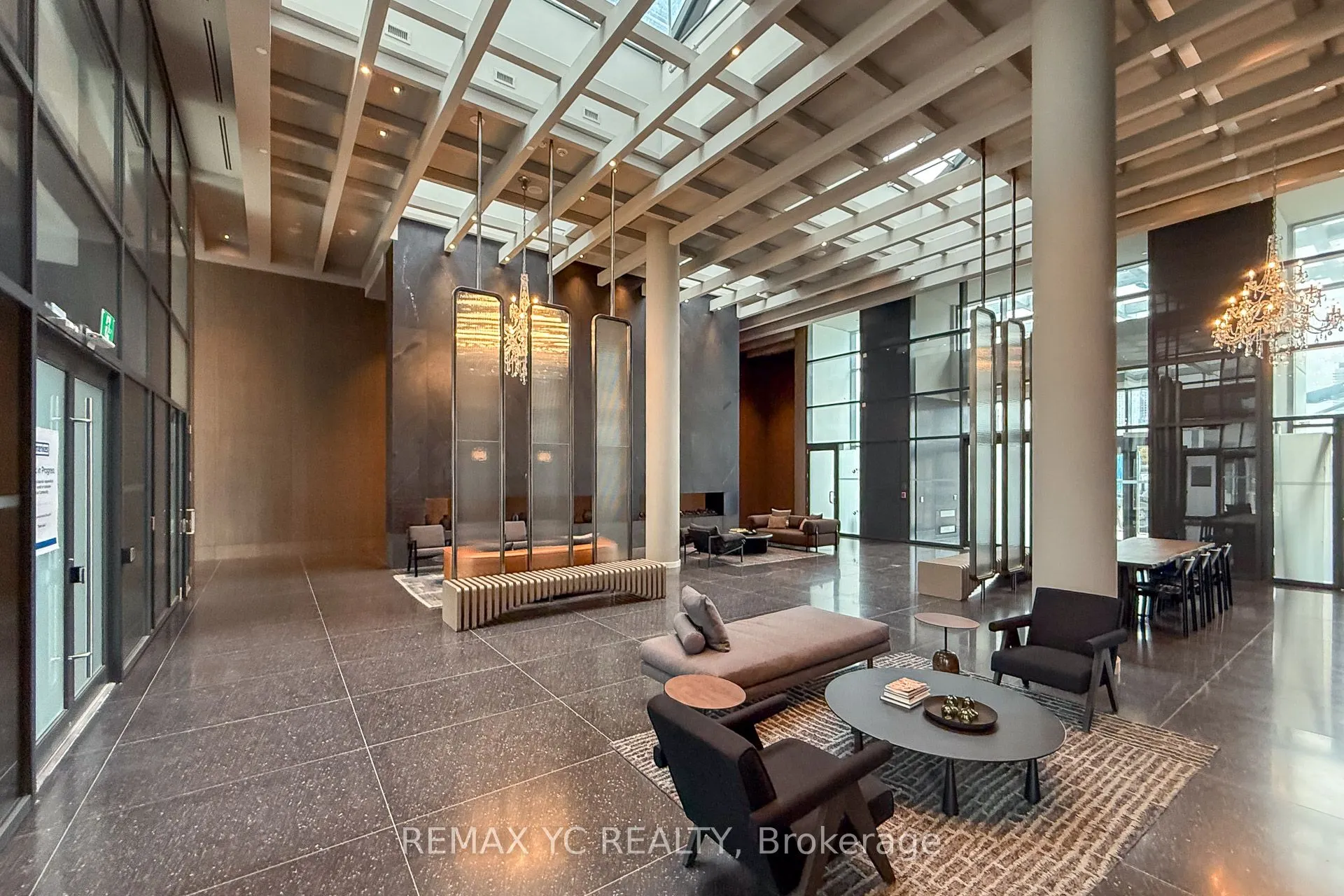 28 Interchange Way, #3915