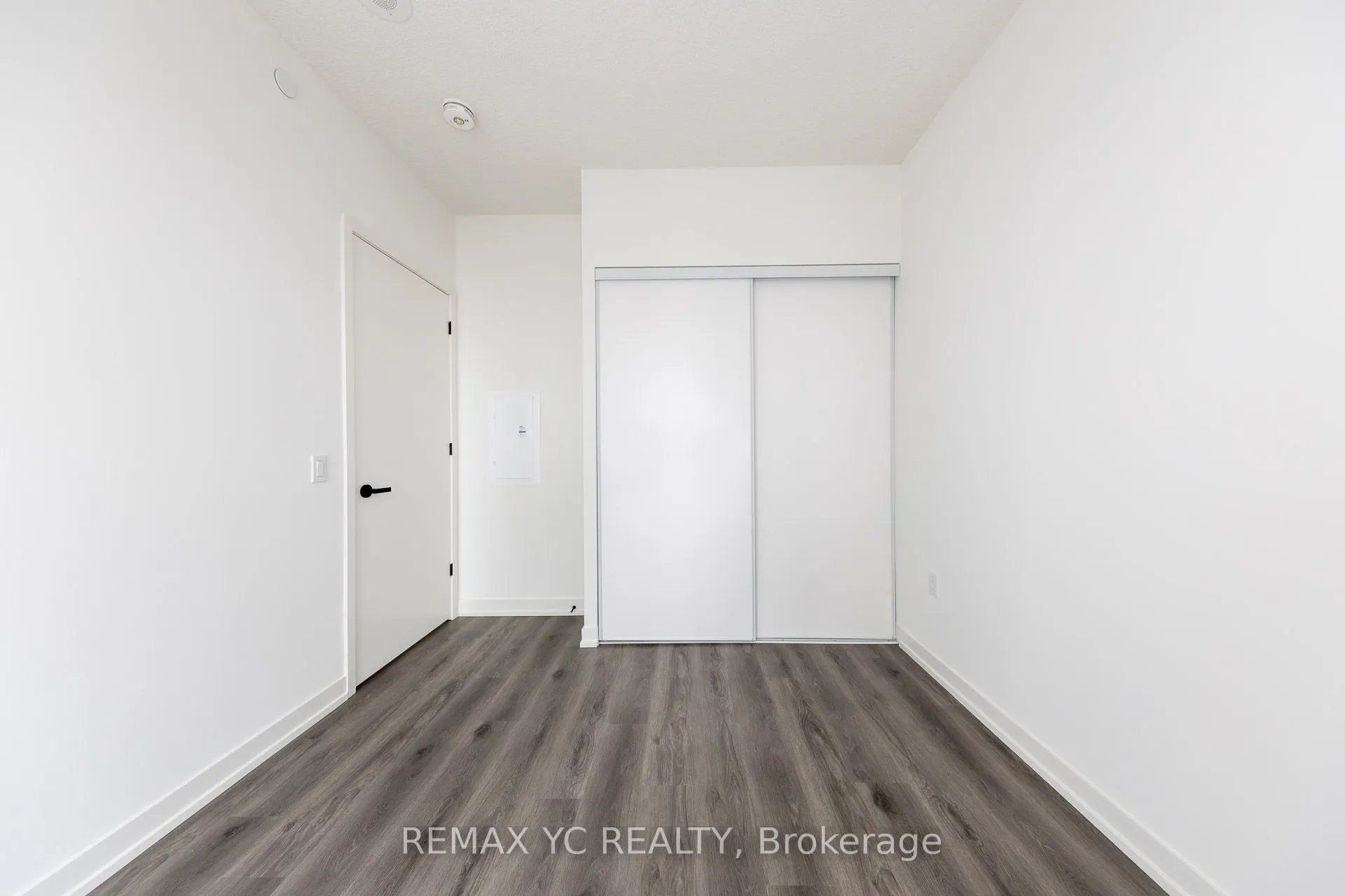 28 Interchange Way, #3915