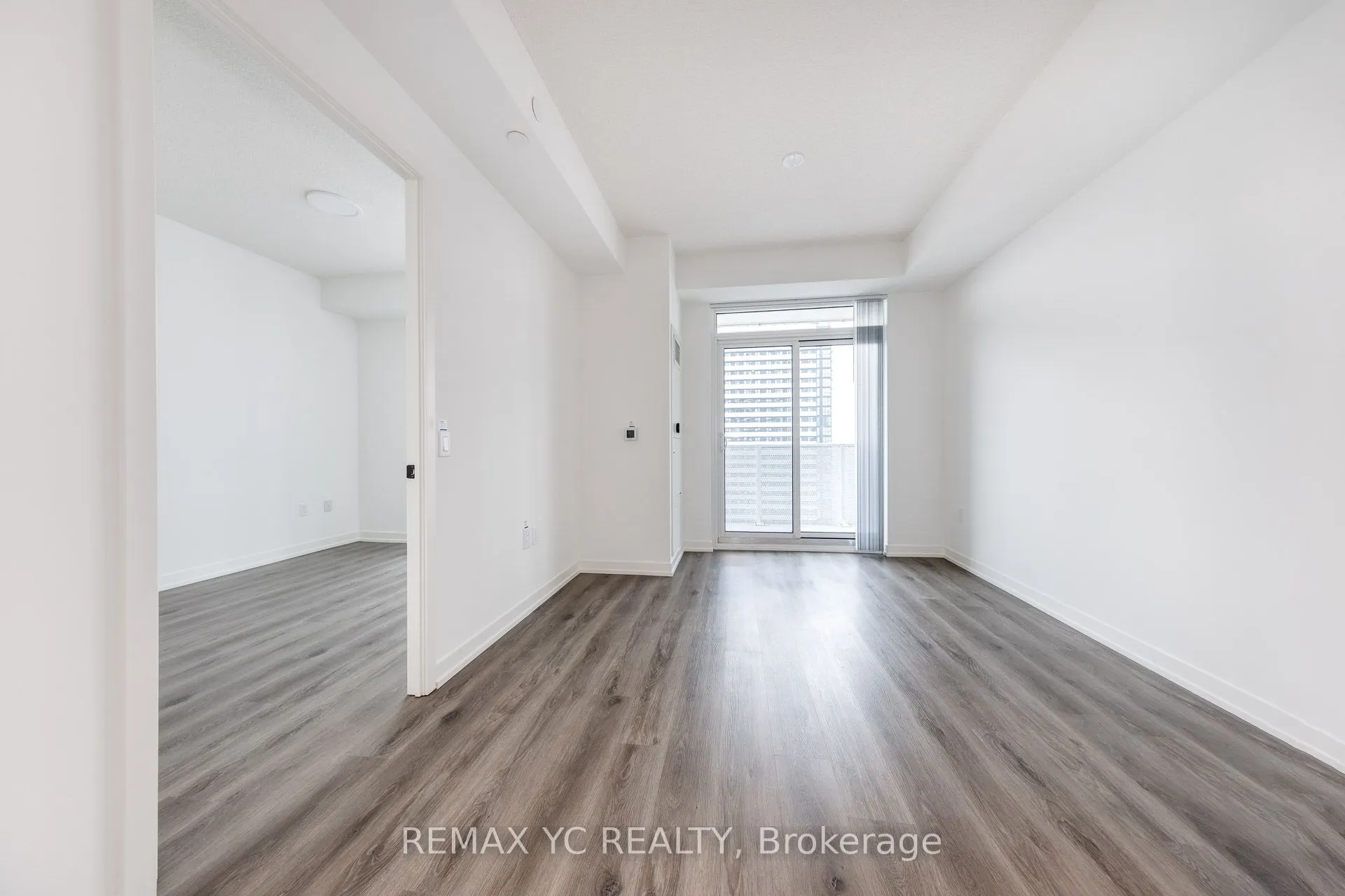 28 Interchange Way, #3915