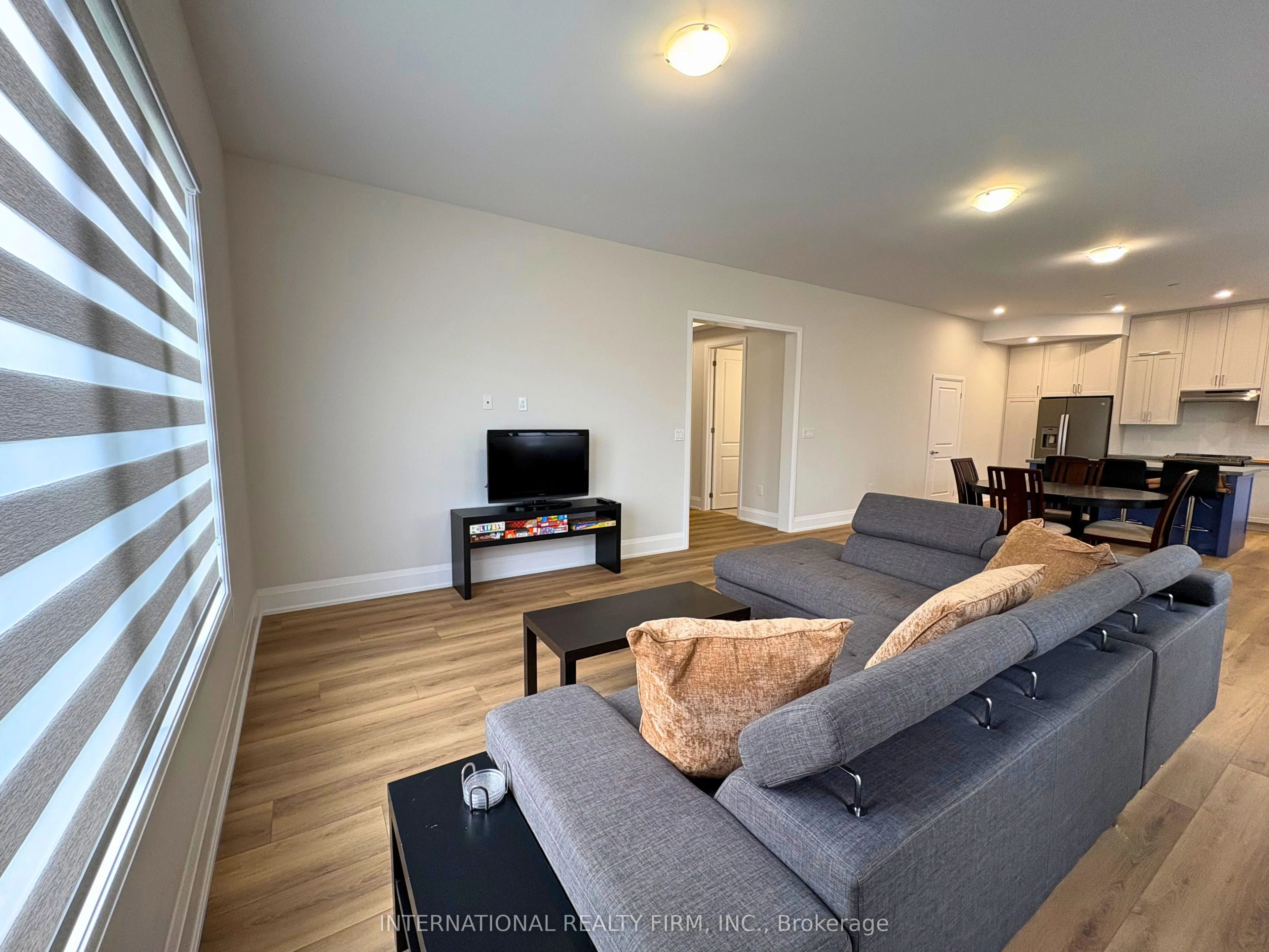 670 Park Road, #1