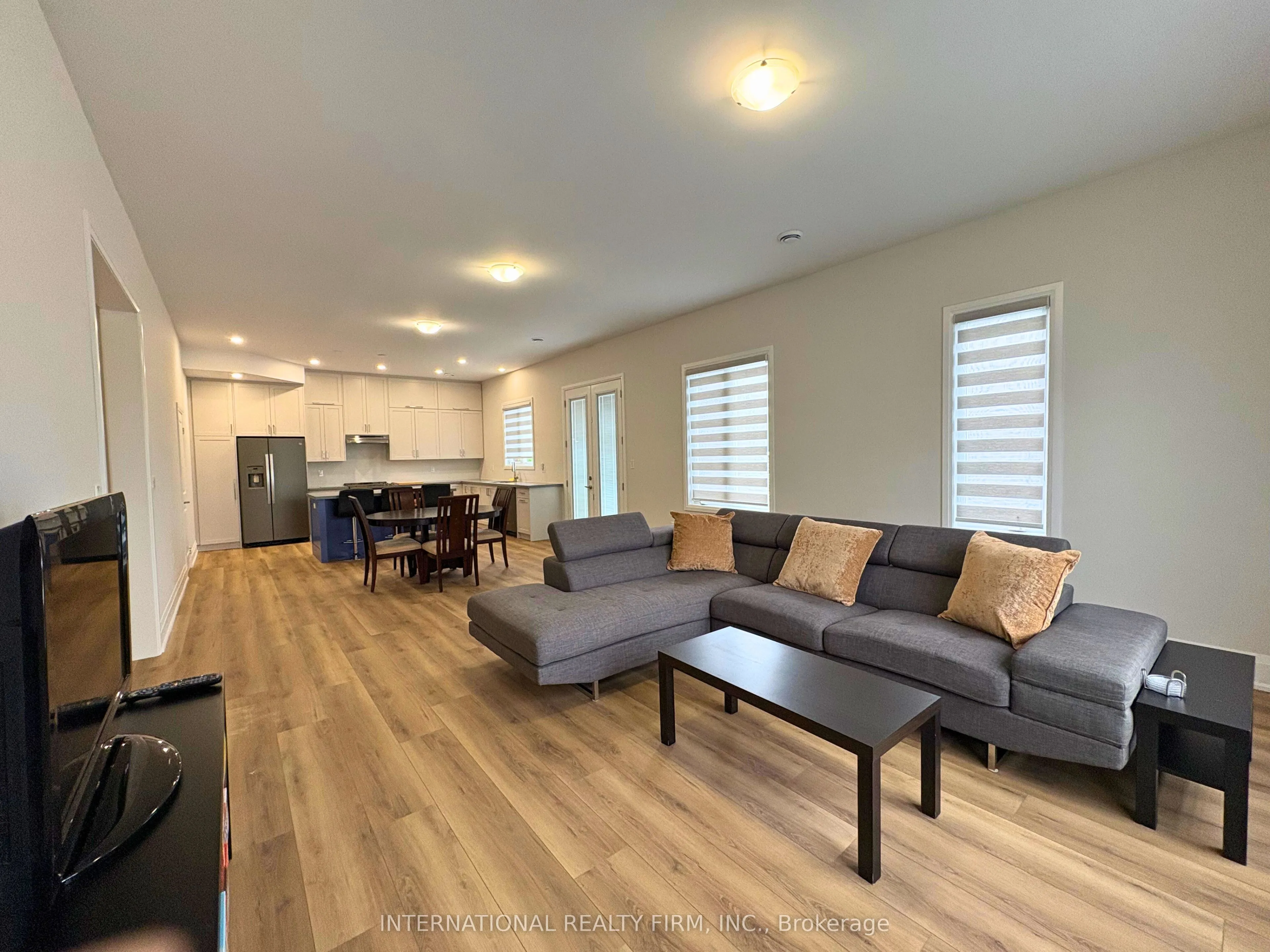 670 Park Road, #1