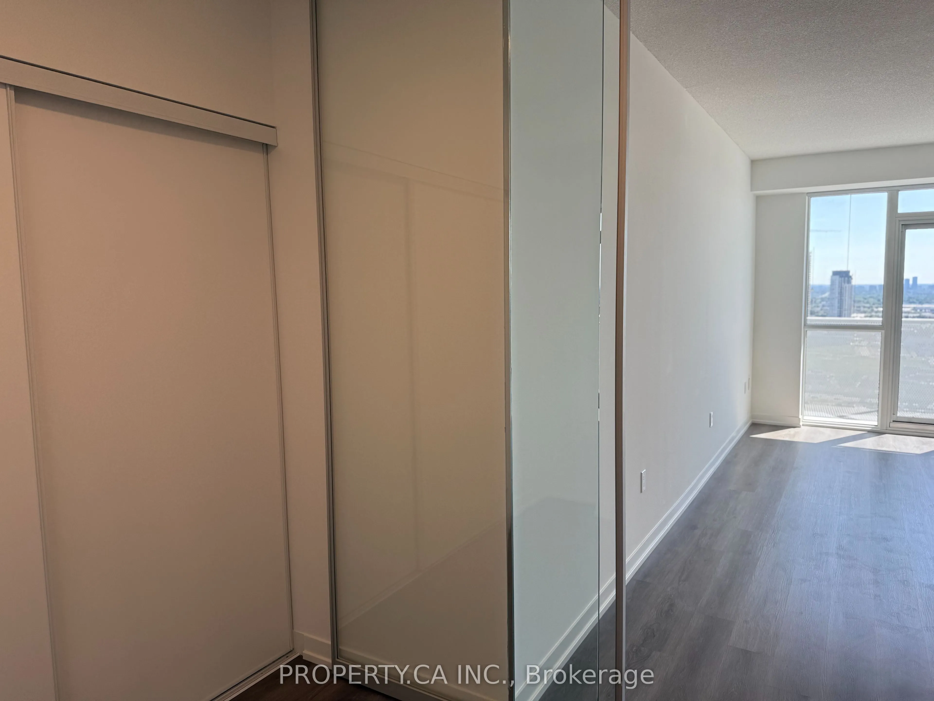 28 Interchange Way, #3306