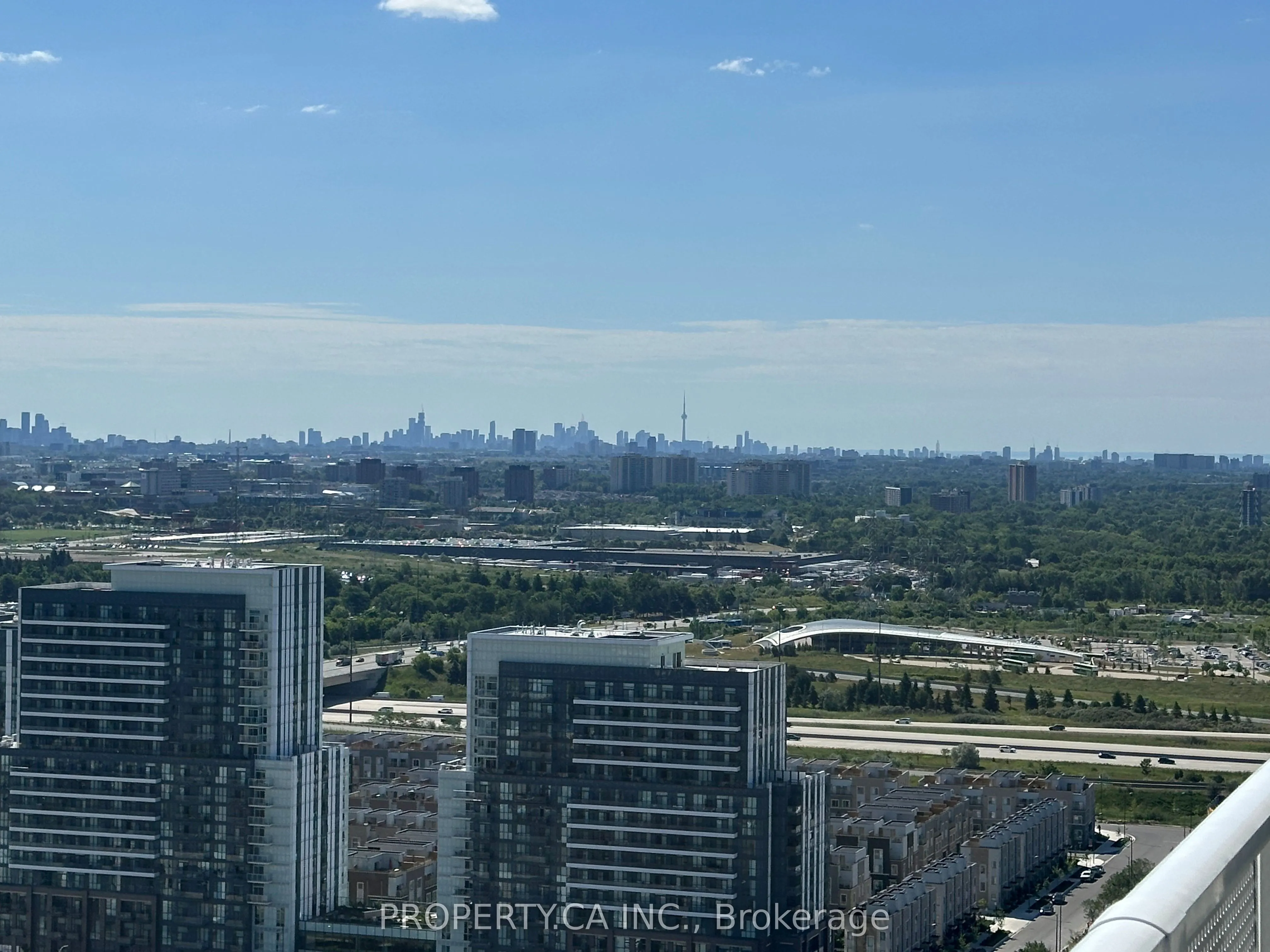 28 Interchange Way, #3306