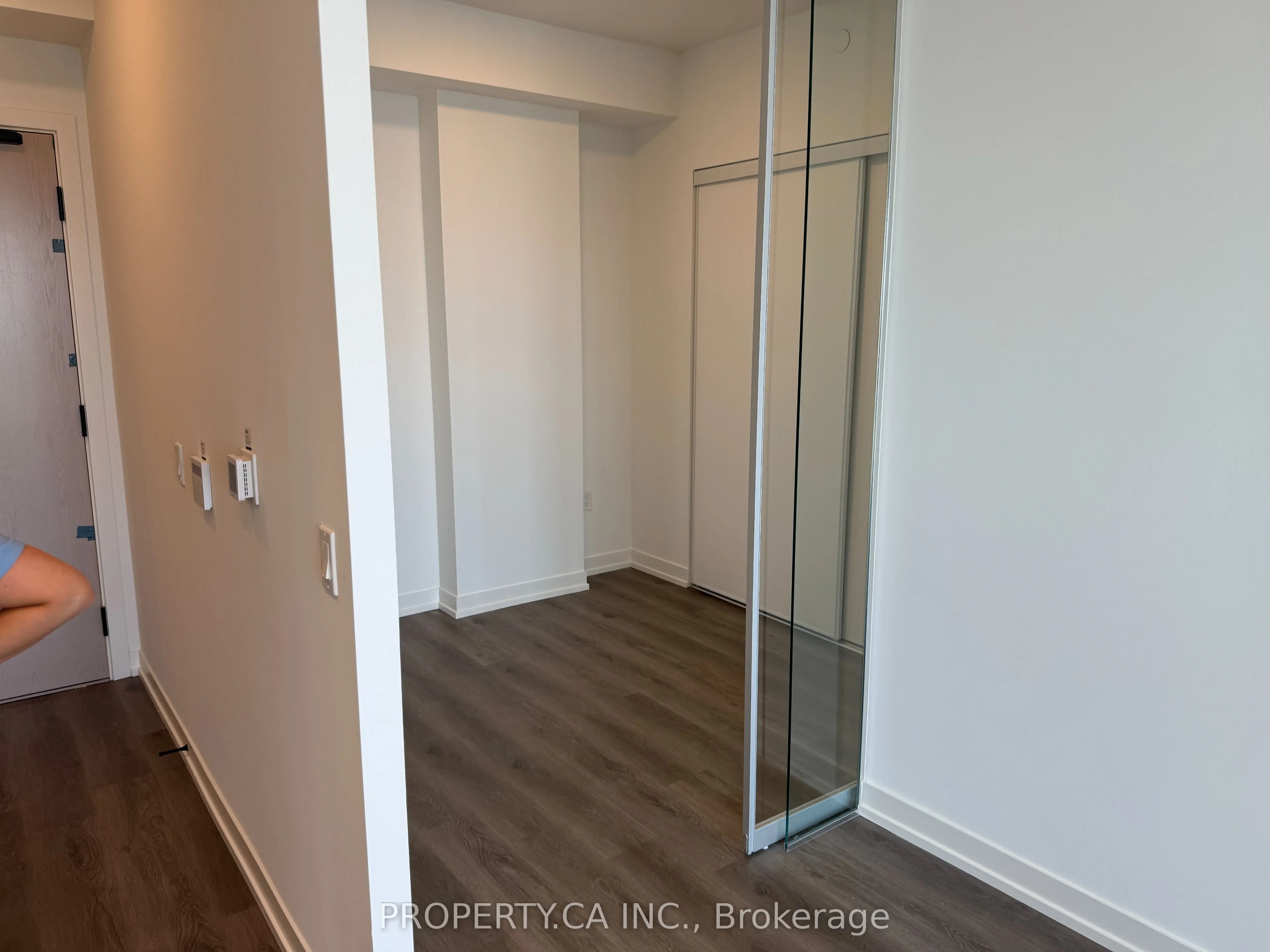 28 Interchange Way, #3306