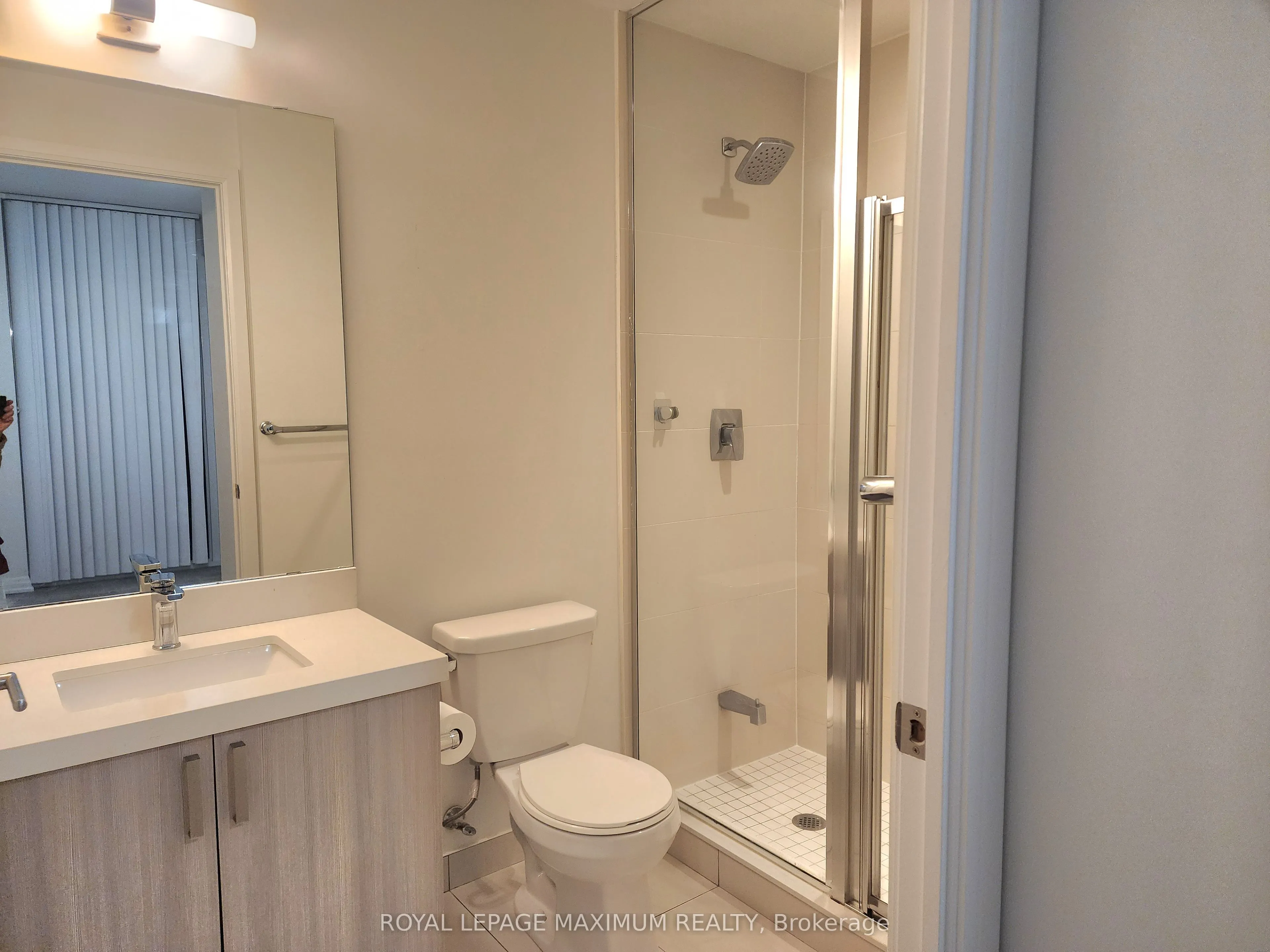 7895 Jane Street, #608