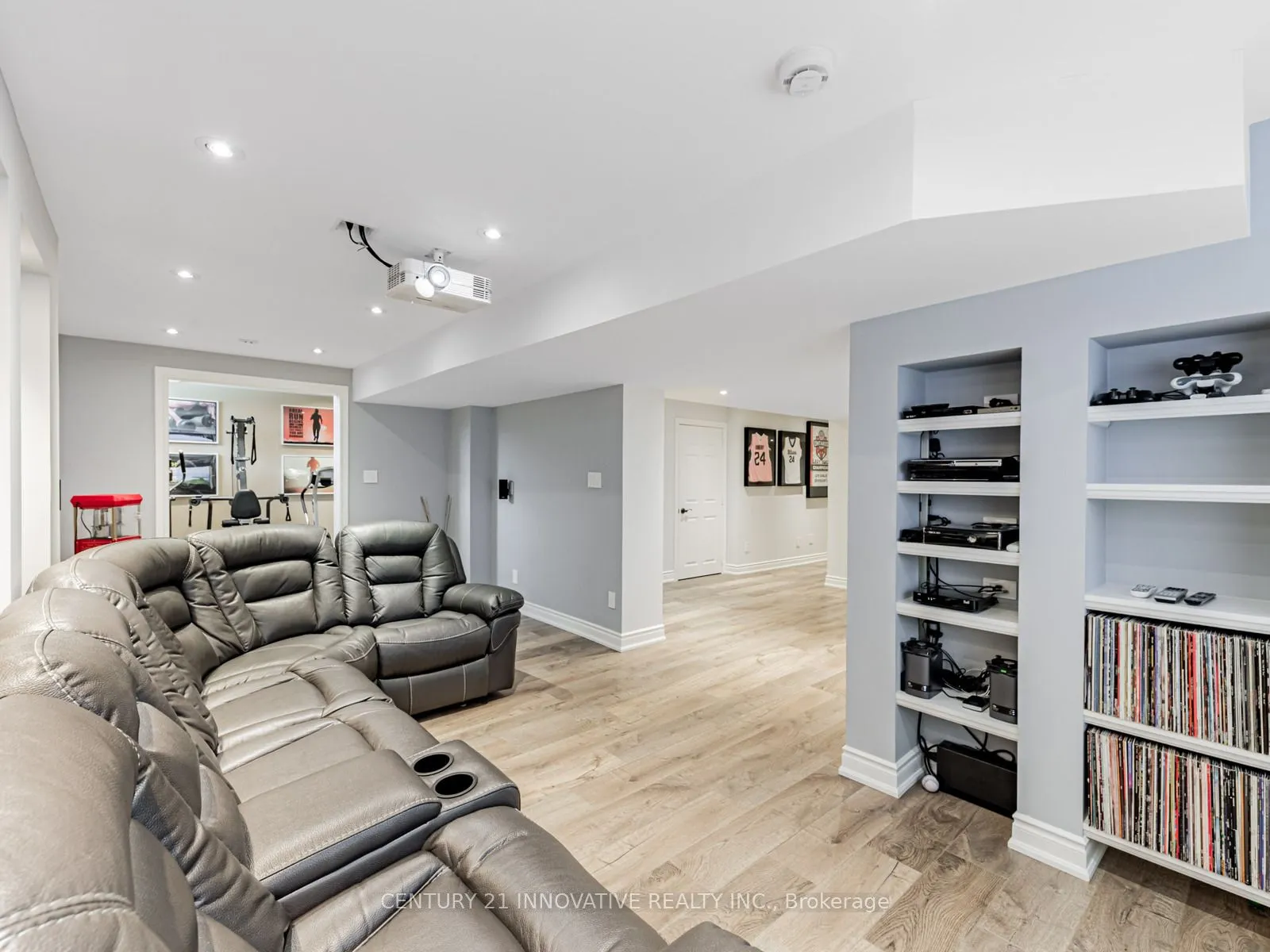 7 Stonechurch Crescent