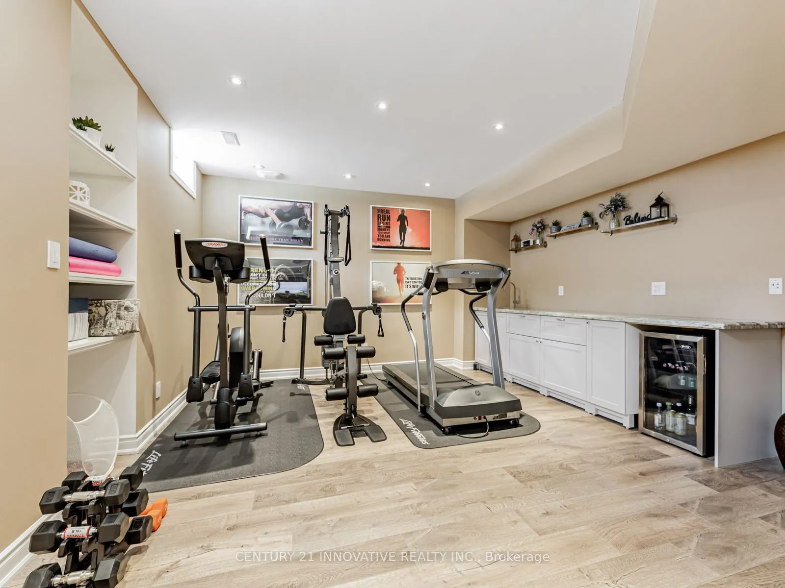7 Stonechurch Crescent