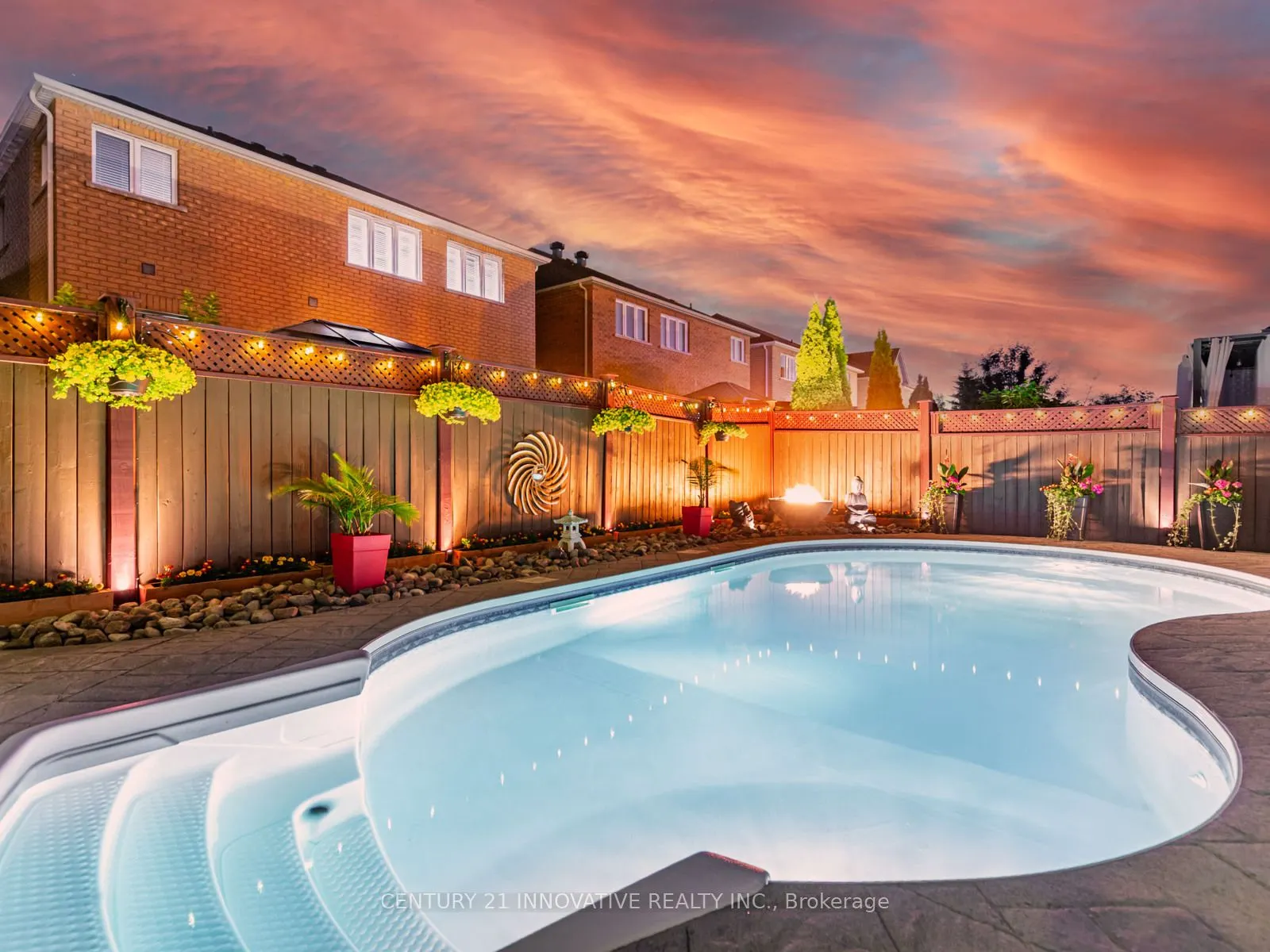 7 Stonechurch Crescent