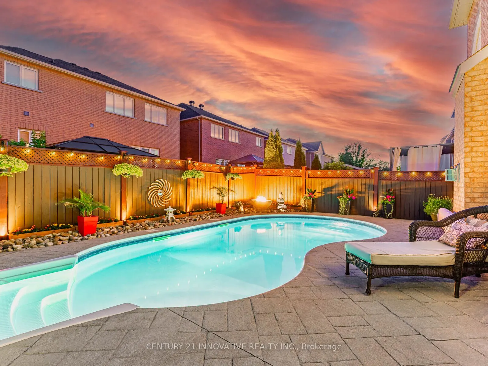 7 Stonechurch Crescent