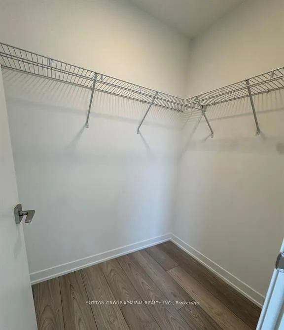 10 Abeja Street, #2419