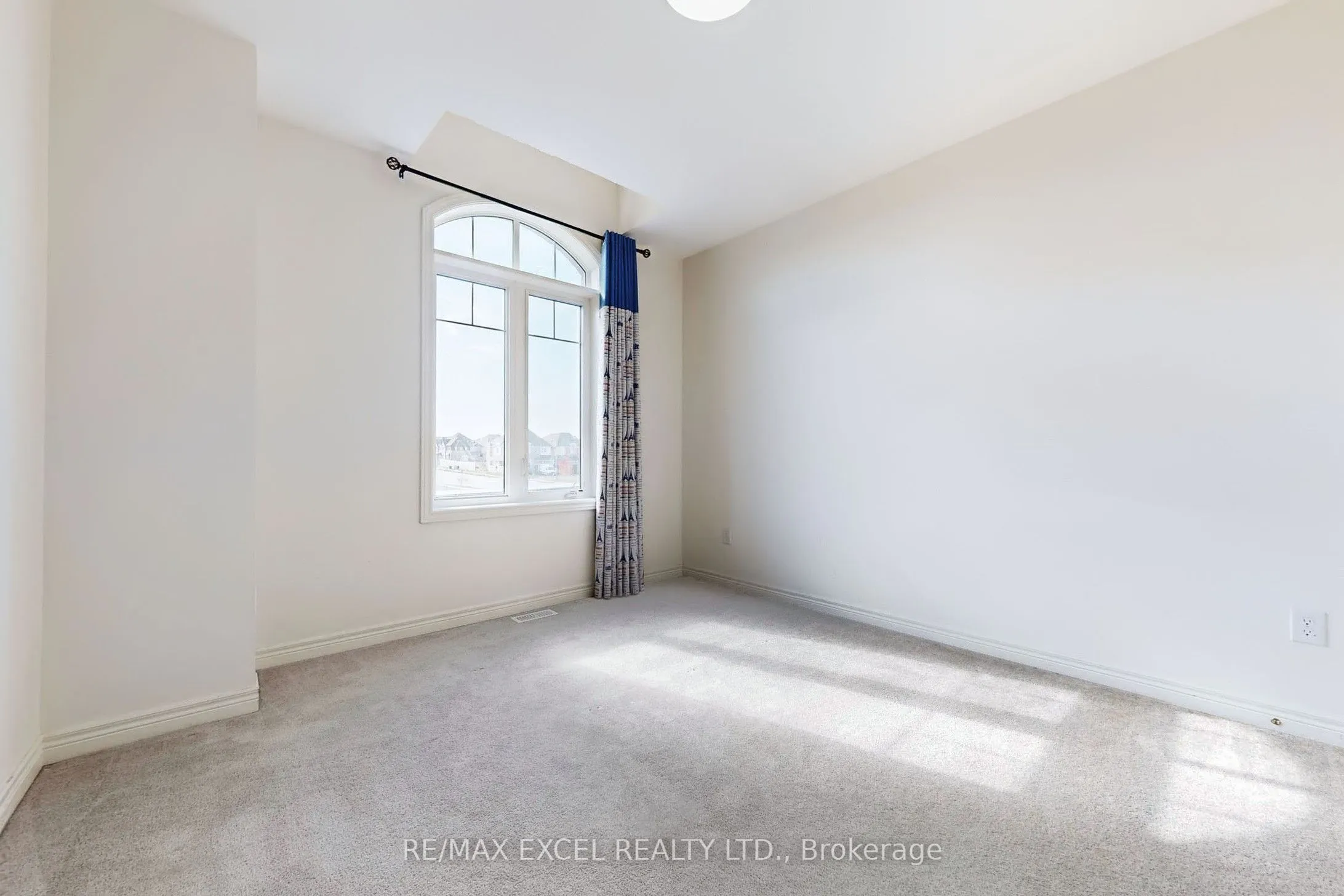 6 Kavanagh Avenue