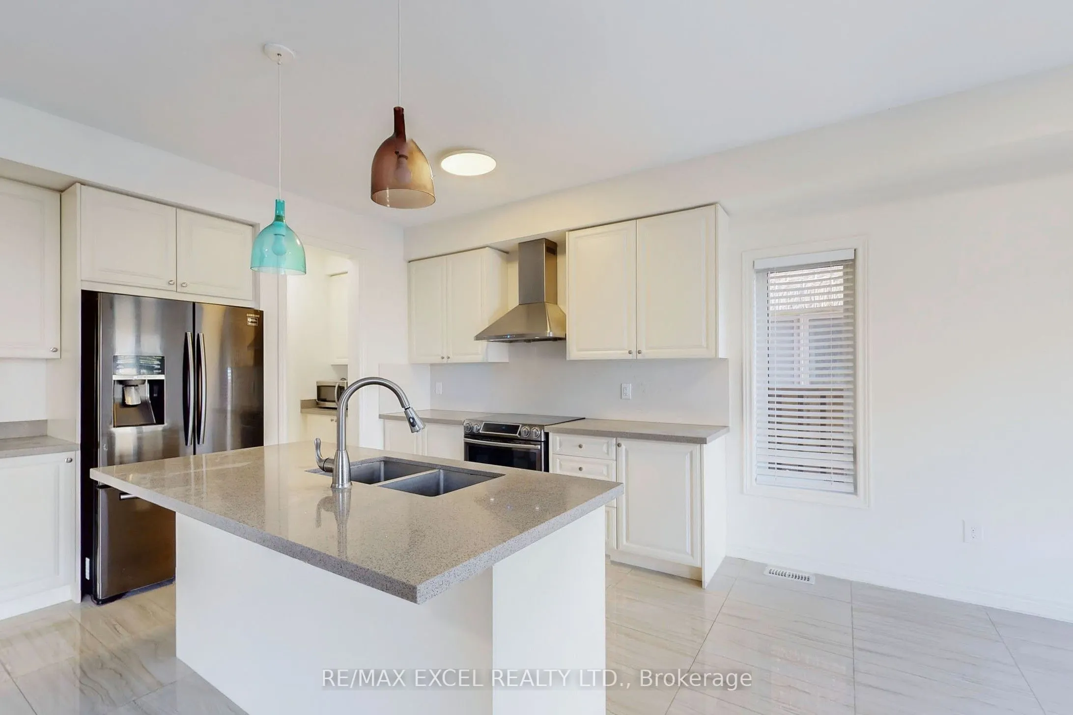 6 Kavanagh Avenue