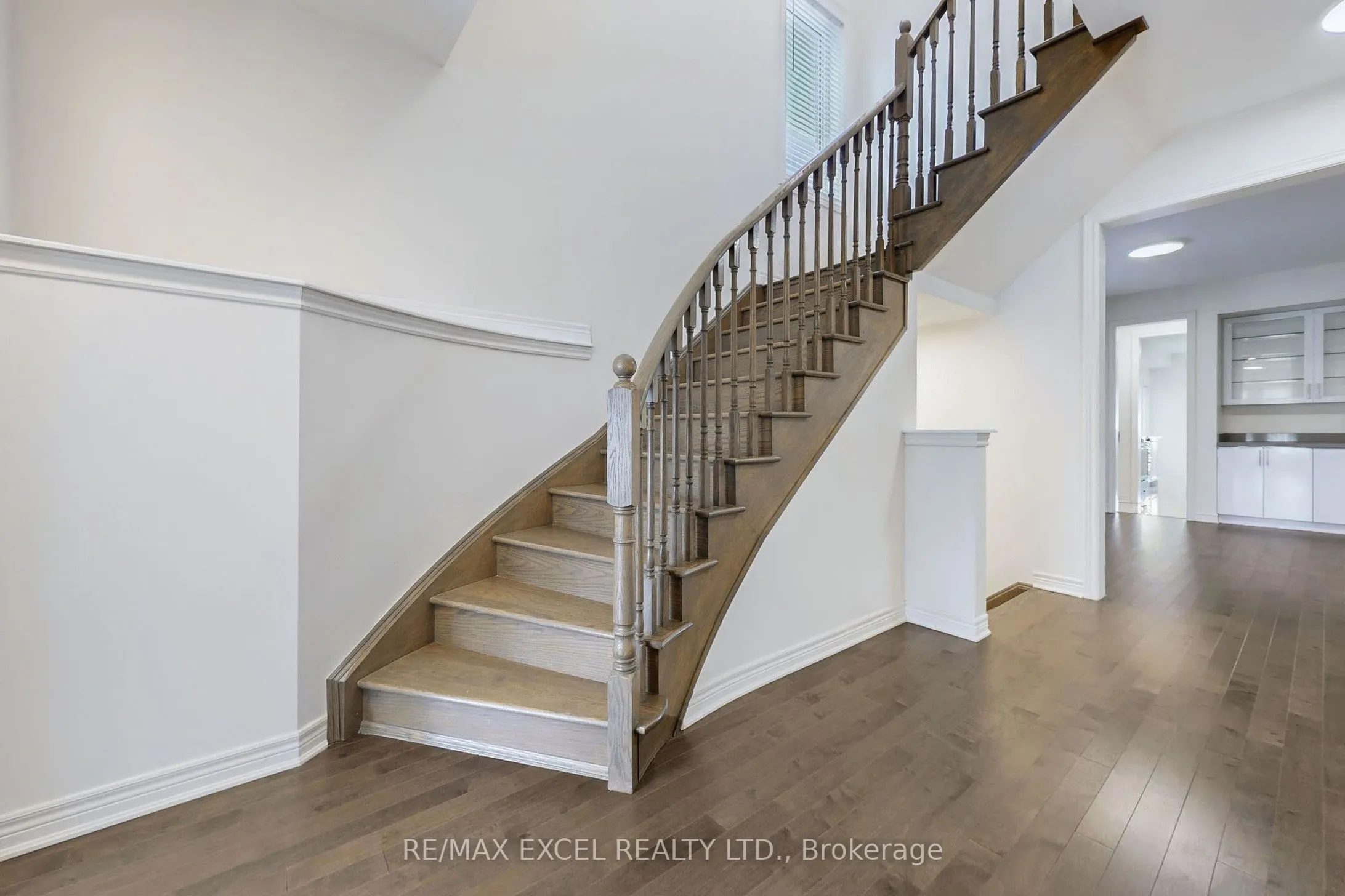 6 Kavanagh Avenue