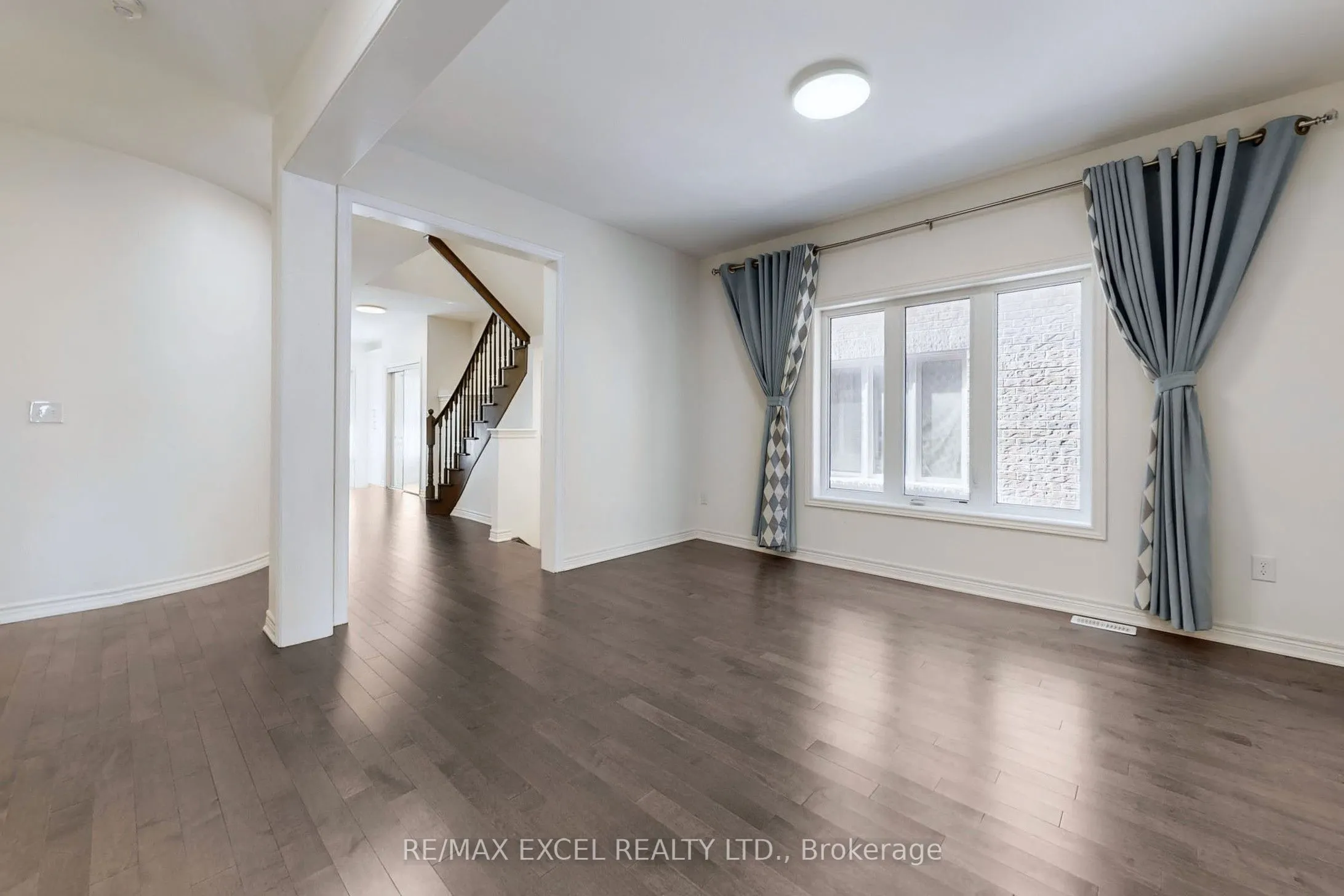 6 Kavanagh Avenue