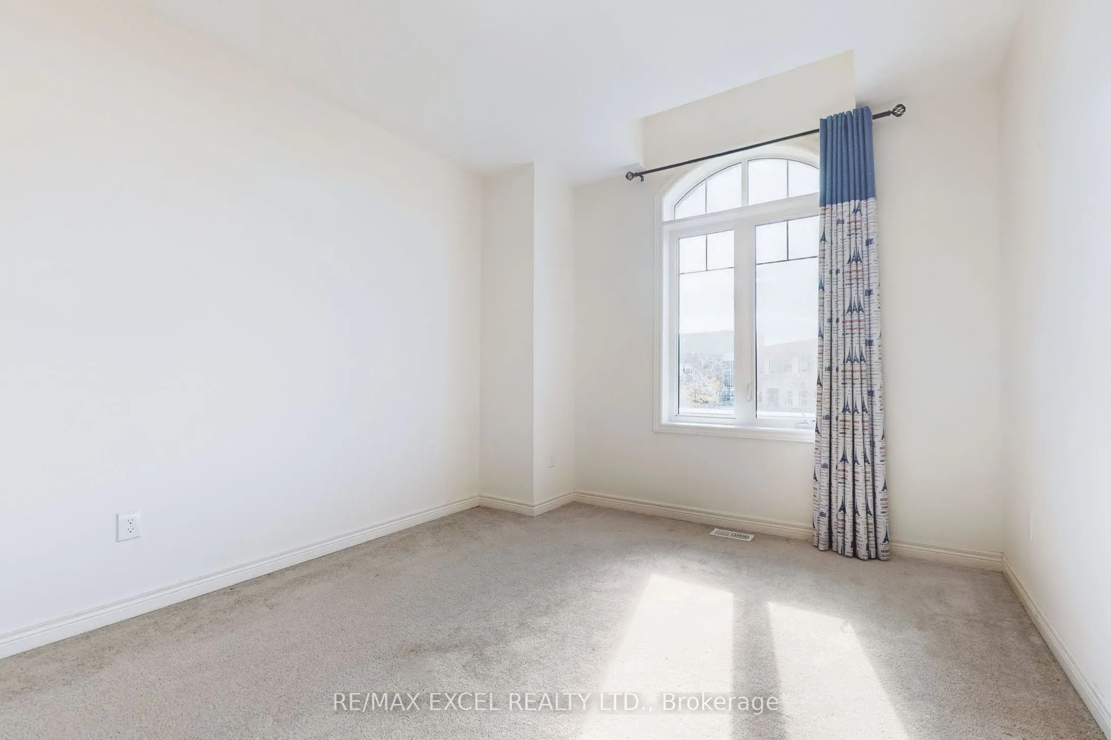 6 Kavanagh Avenue
