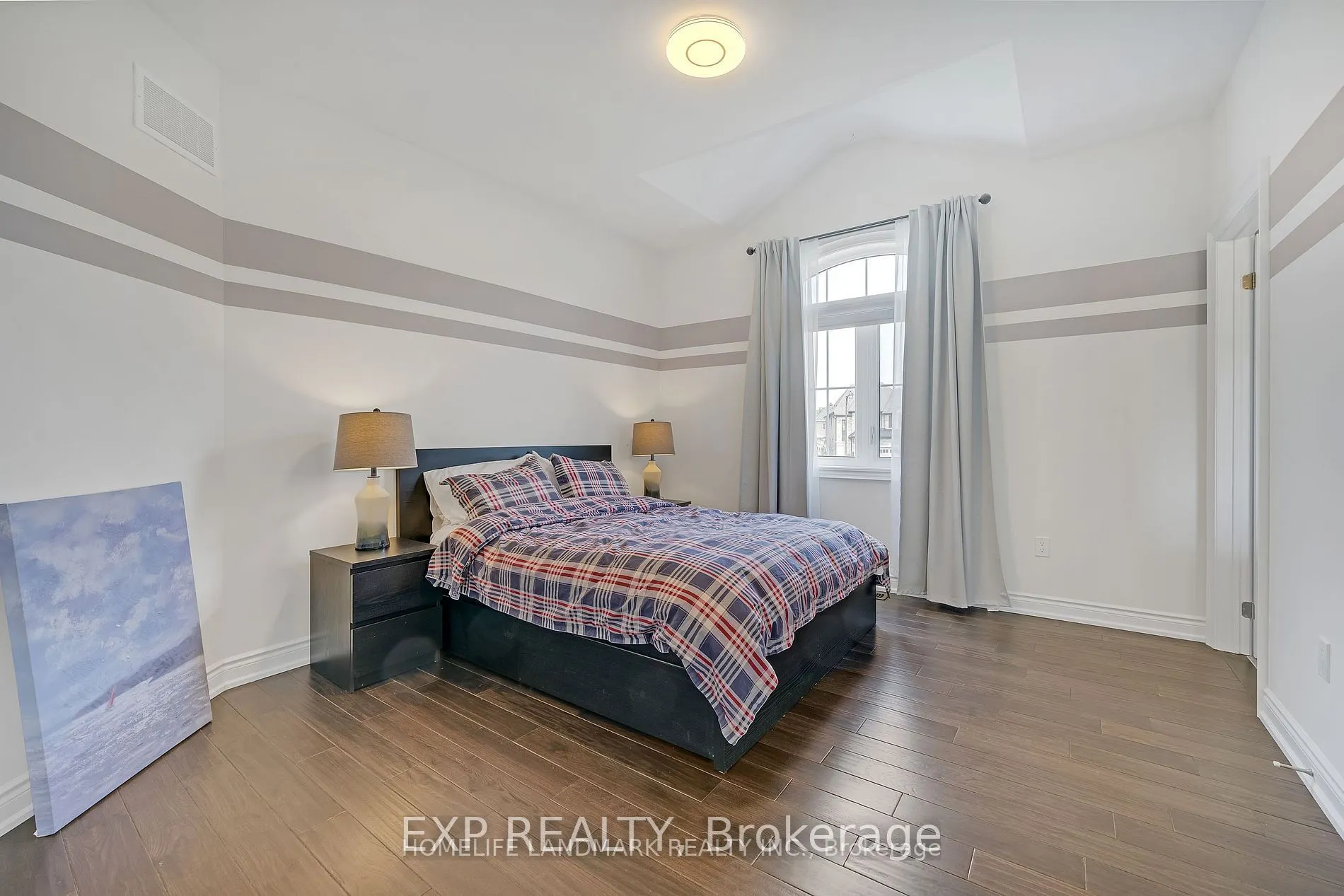 25 Ladder Crescent