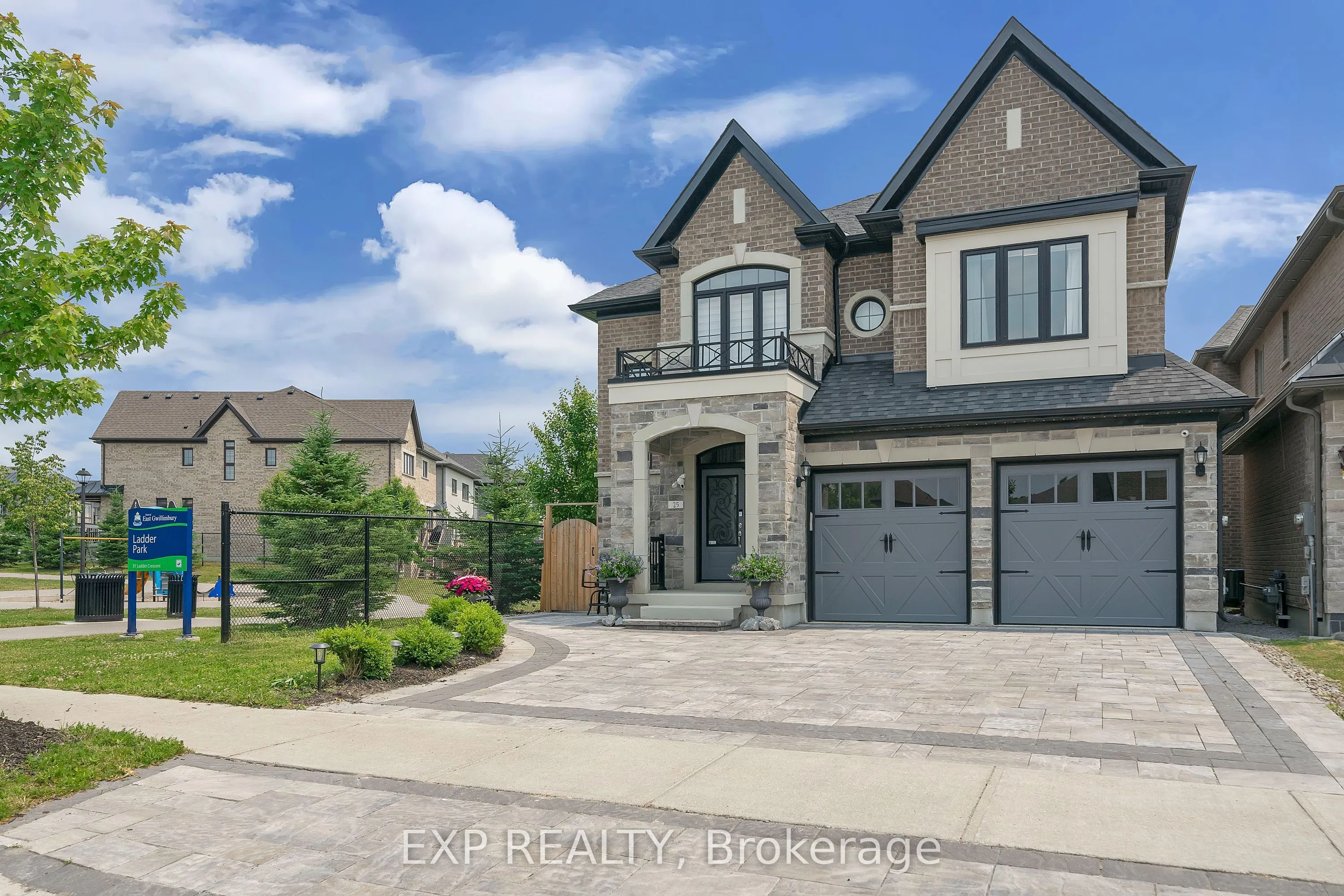 25 Ladder Crescent