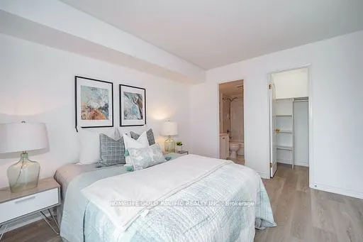 135 Pond Drive, #1210
