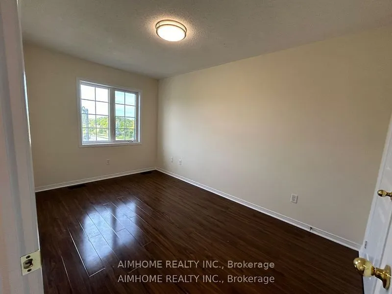 1255 Blencowe Crescent