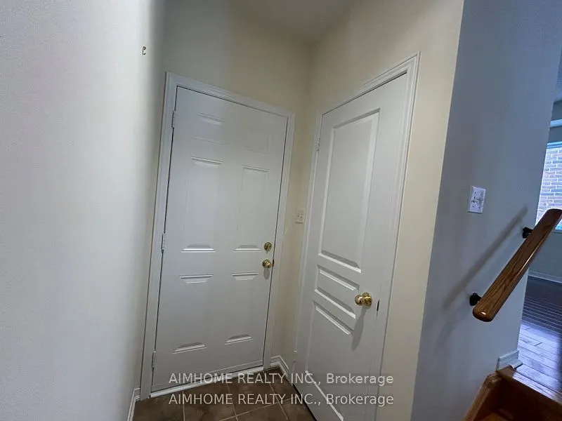 1255 Blencowe Crescent