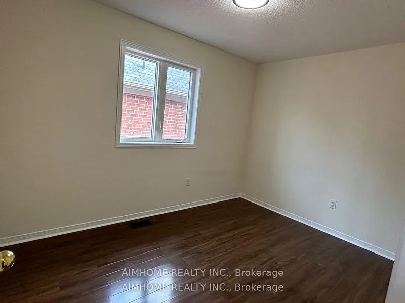 1255 Blencowe Crescent