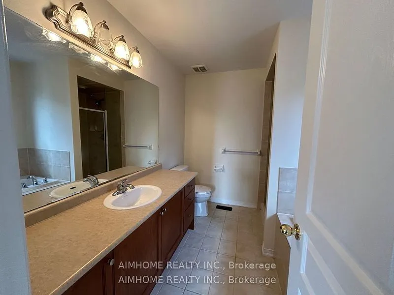 1255 Blencowe Crescent